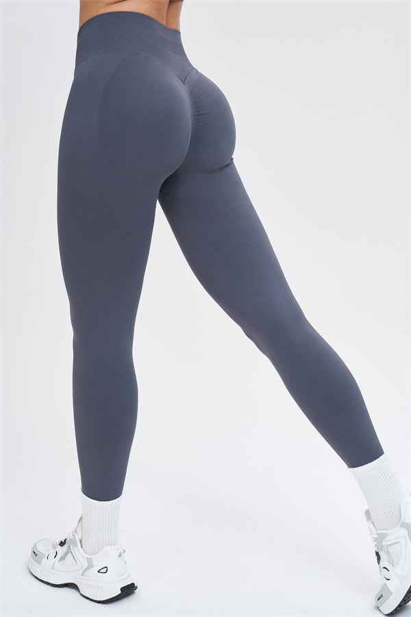 The Whim Sports Bra Leggings 2-Piece Set