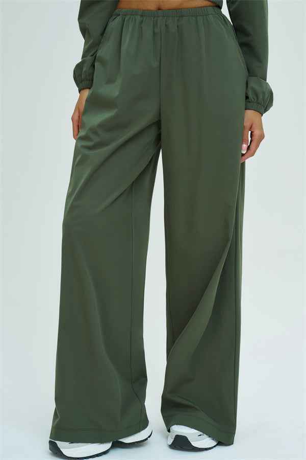 The Svelte UV protection Crop Hoodie Sweatpants 2-Piece Set