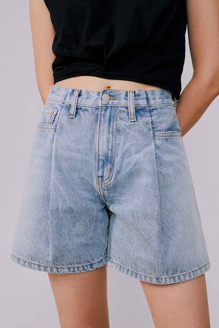 The Pleated Fun Short HJ117