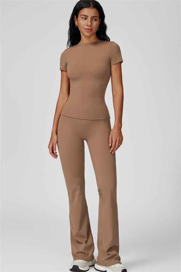 The Oasis T-shirt Flared Leggings 2-Piece Set