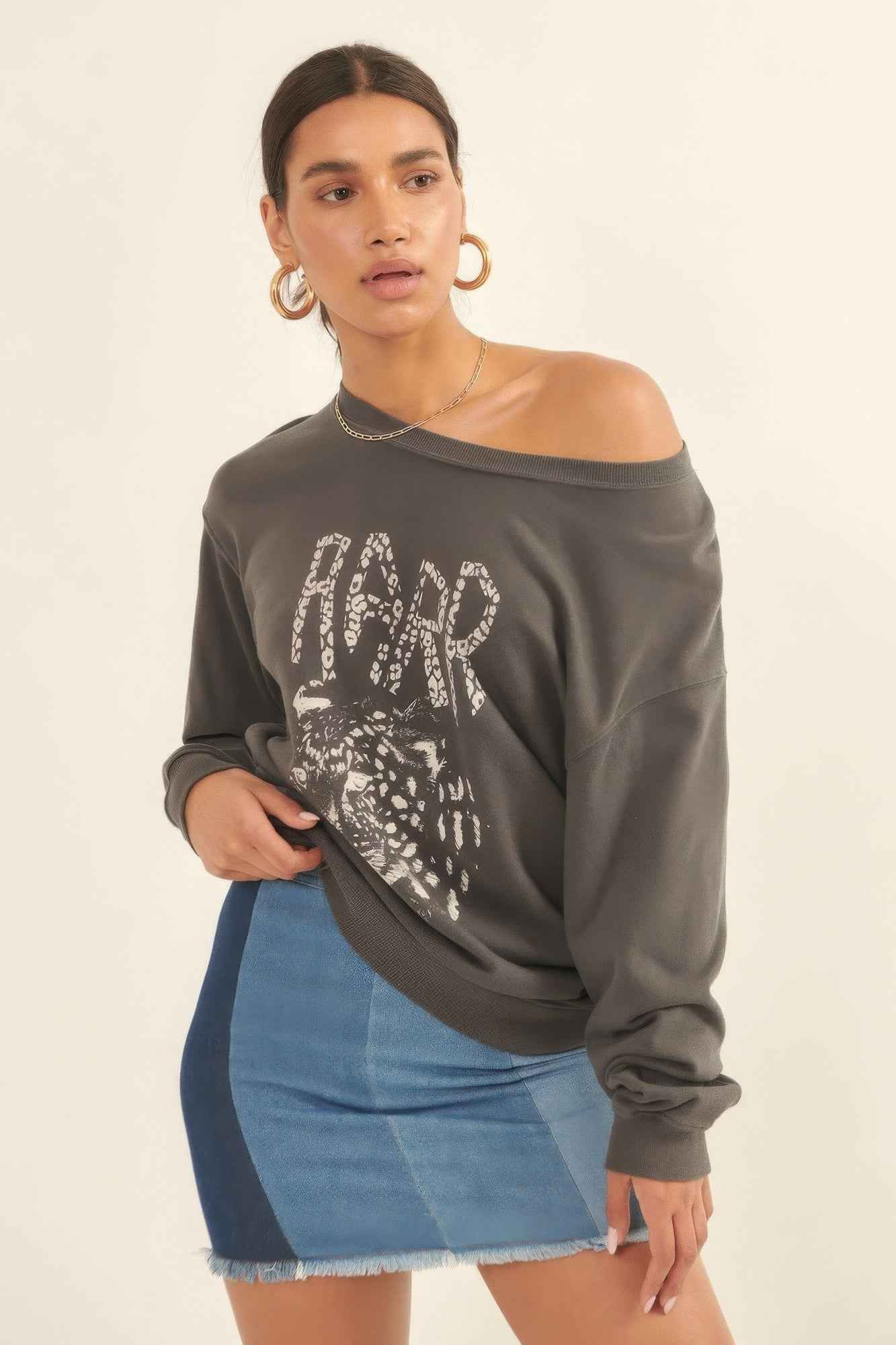 A Garment Dyed French Terry Graphic Sweatshirt - Pikemla