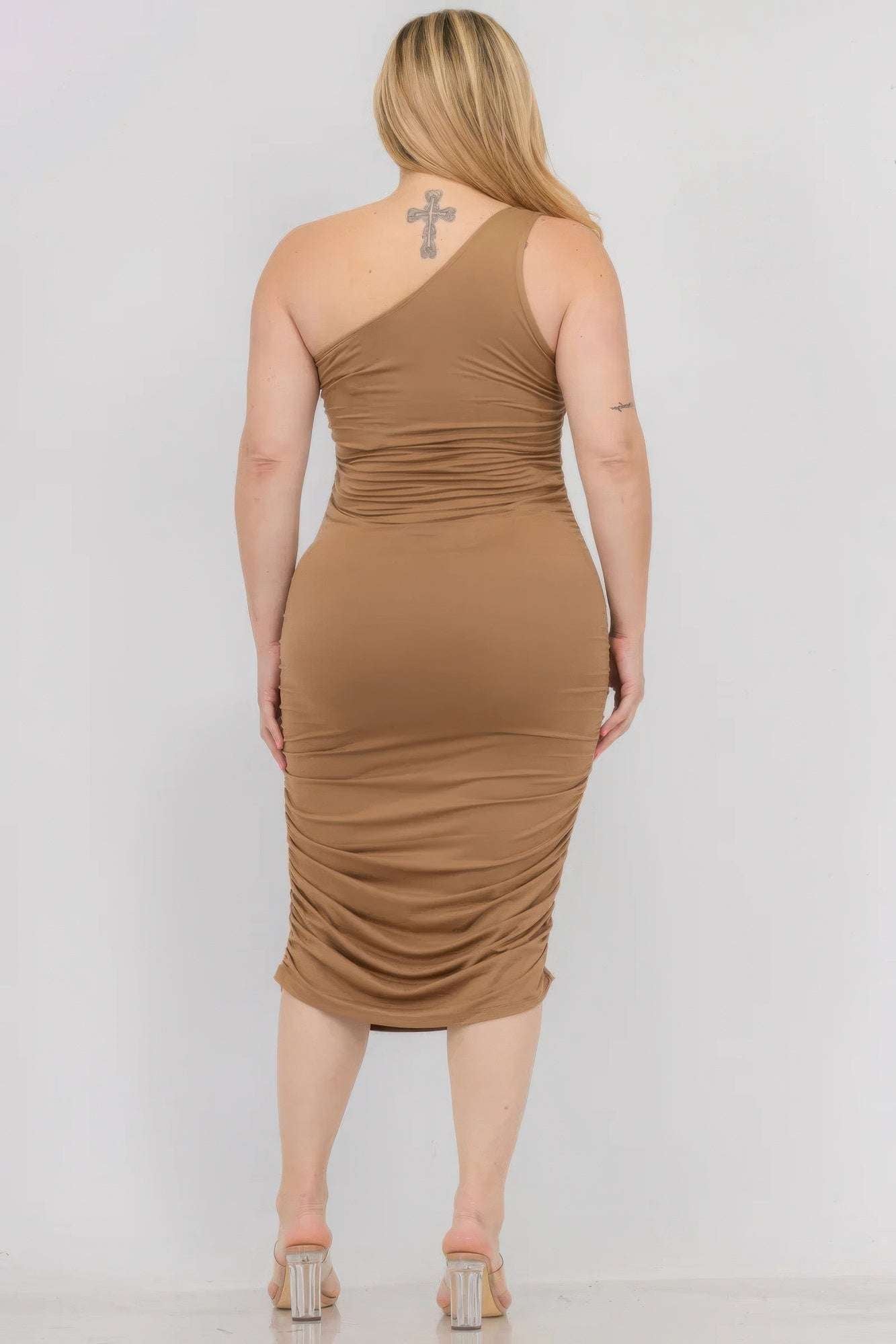Plus Size Sexy Solid Color Ruched One Shoulder Midi Bodycon Dress - Pikemla