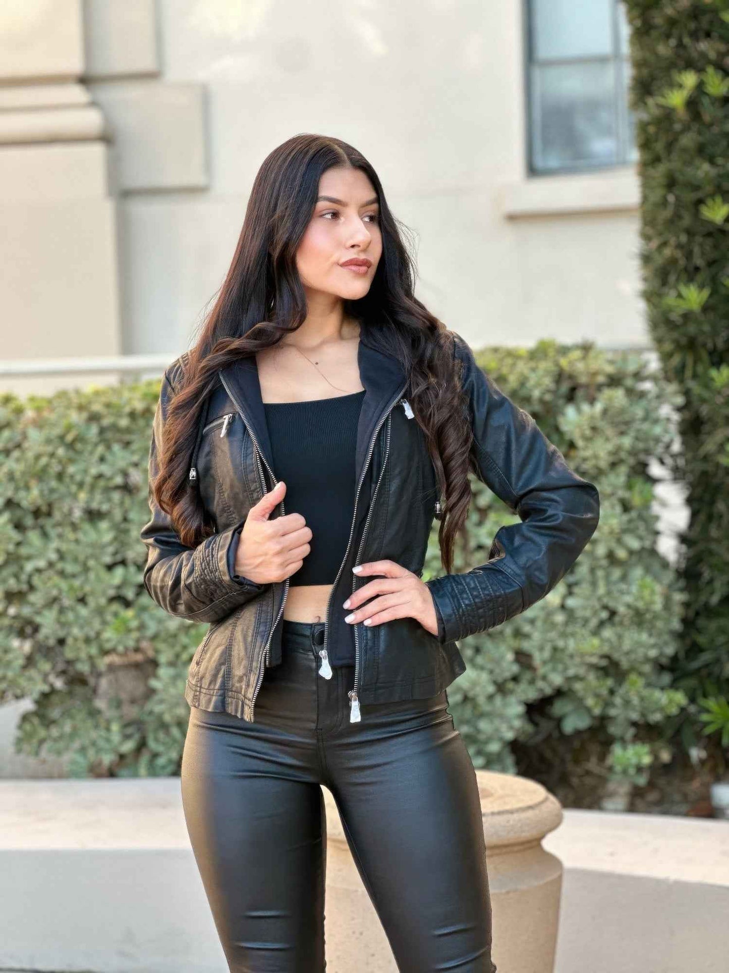 Woman Fashion Hooded Faux Leather Jacket