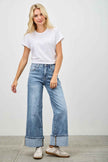 Mid Rise Cuffed Jeans With Stretch