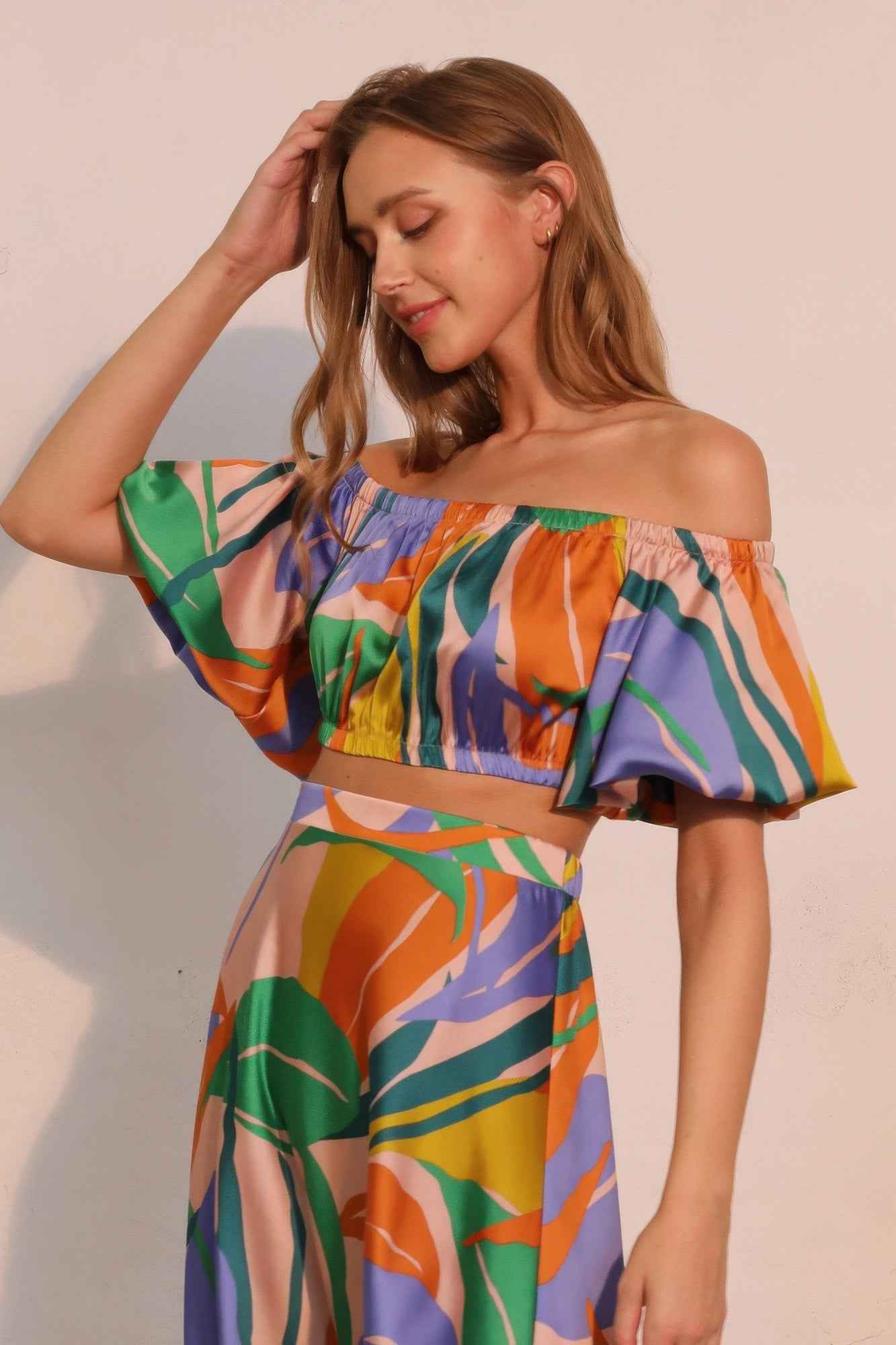 Isla Tropical Satin Bubble Sleeve Crop Top