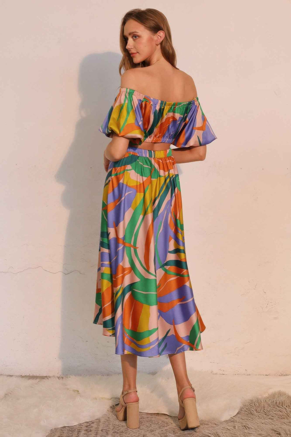 Isla Tropical Satin Bubble Sleeve Crop Top