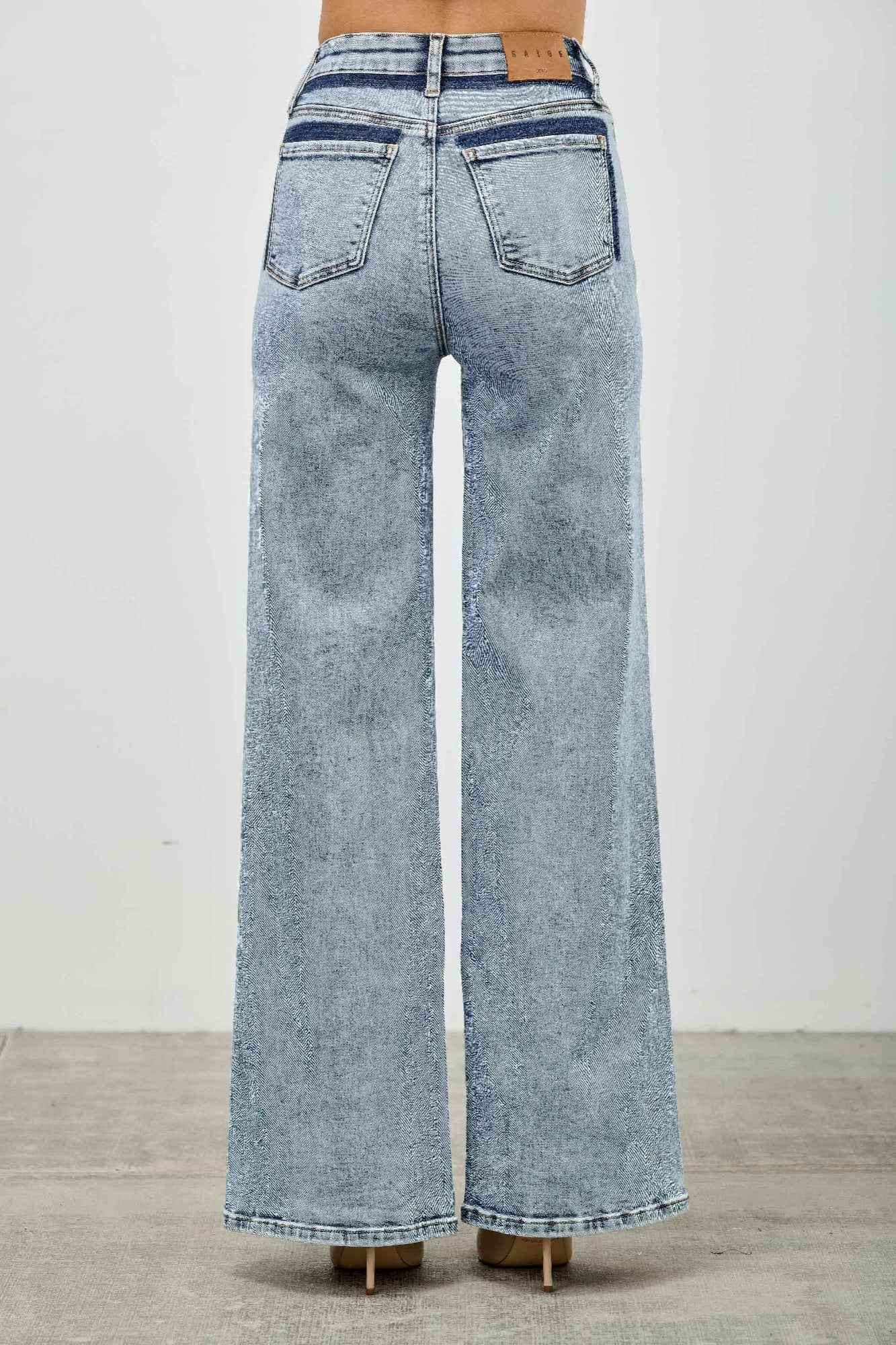 High Rise Relaxed Straight With Seam Detail