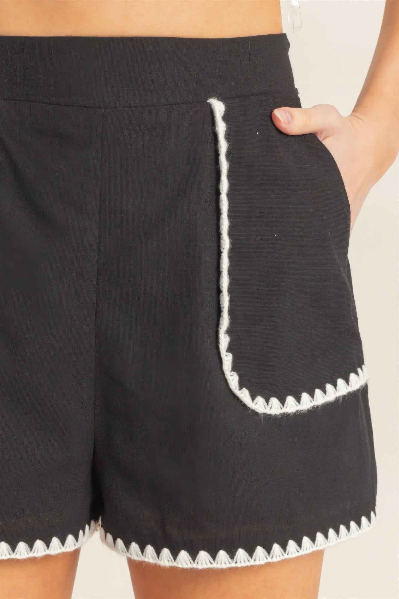 Scallop Trim High-waisted Shorts