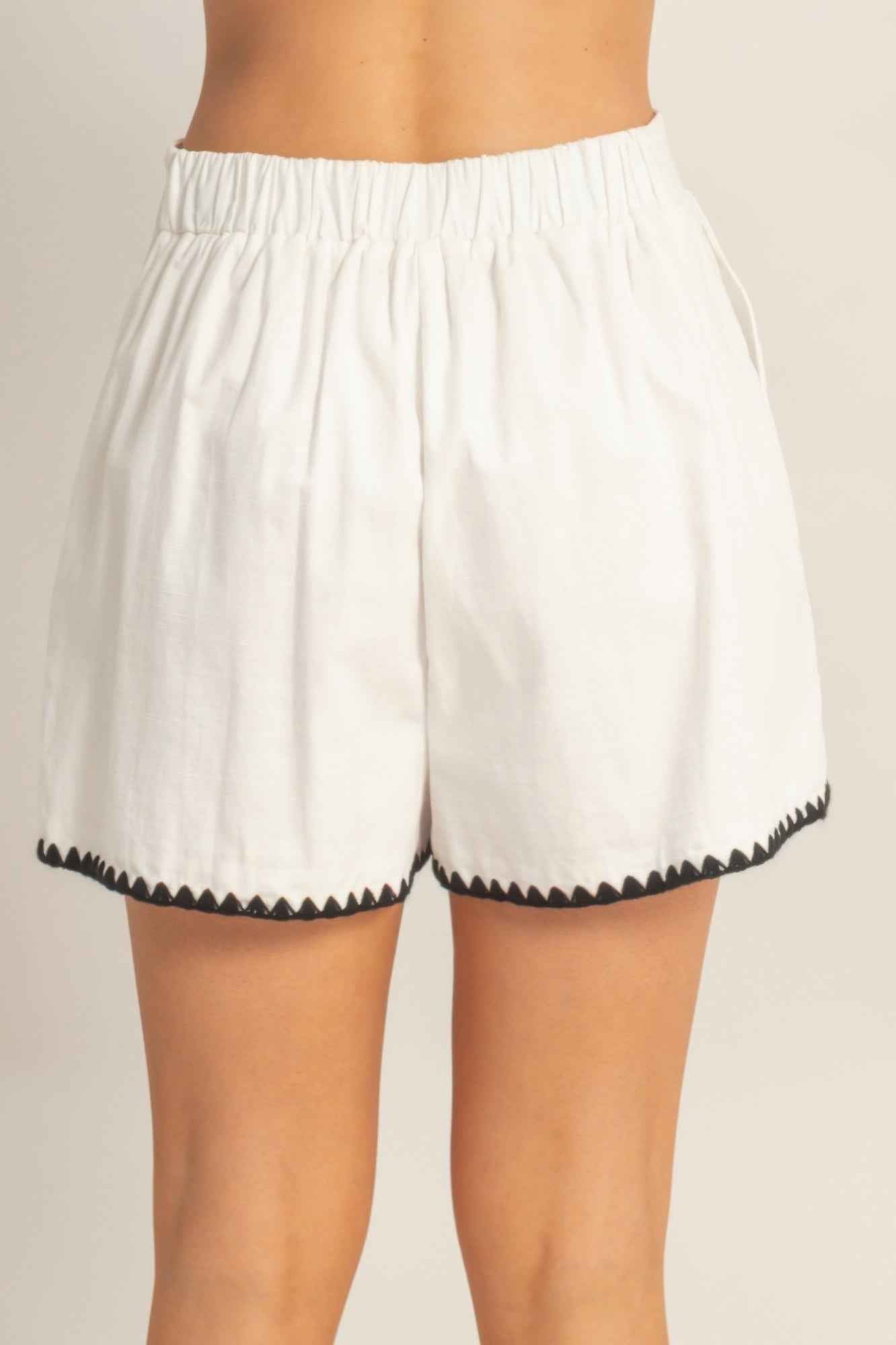Scallop Trim High-waisted Shorts