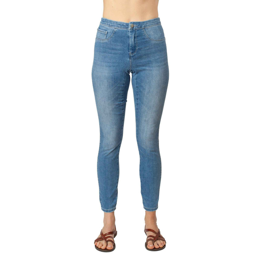 Light Wash Blue Ankle Length Jeans Basic Signature Style