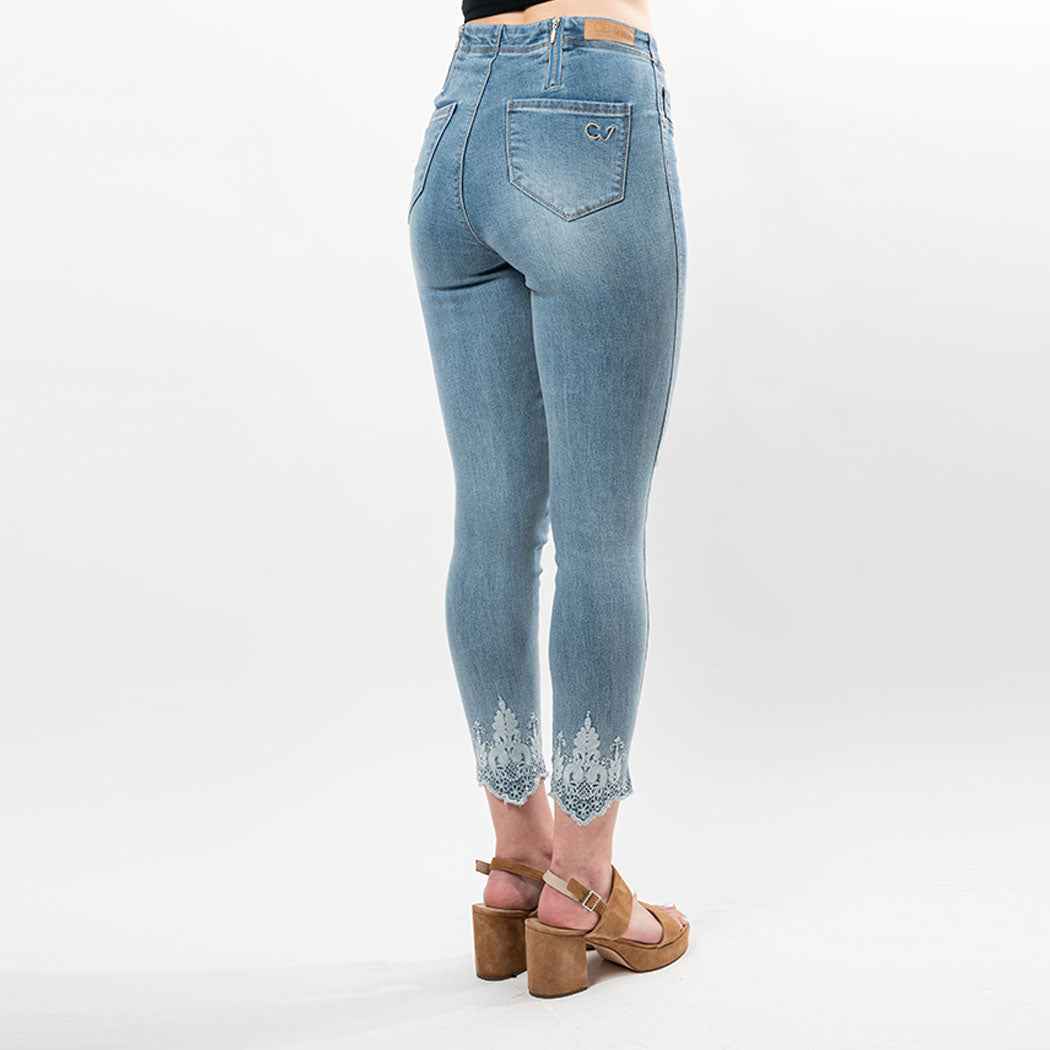 Embroidered Crystals Hem Capris