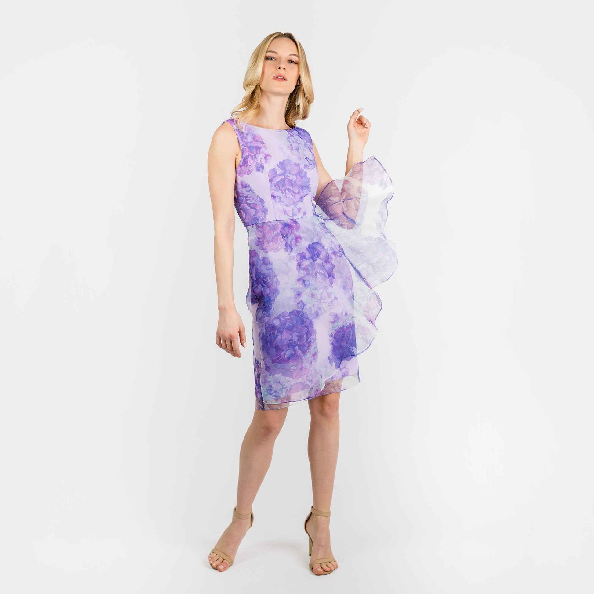 CN7196 Slvss Overskirted Sheath