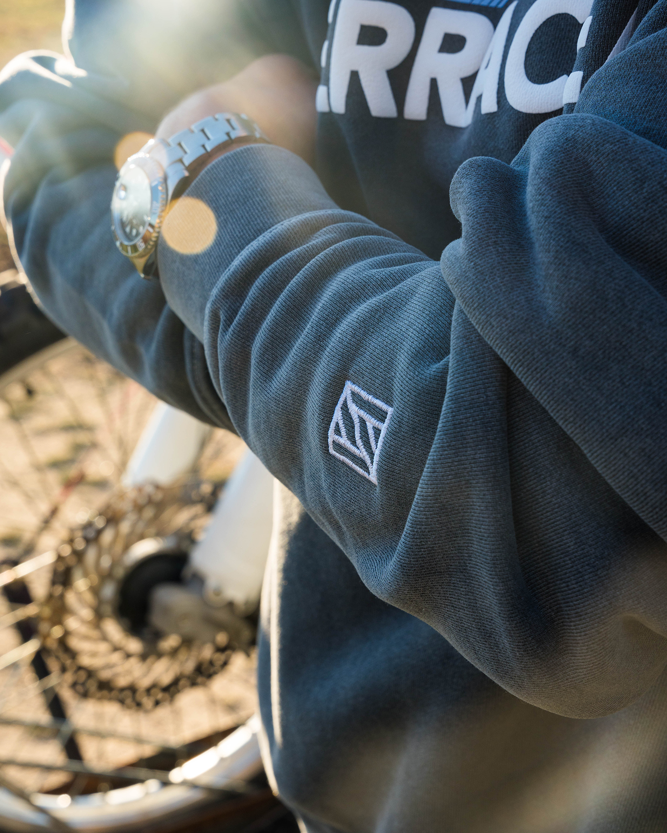 PUFF PRINT SWEATSHIRT