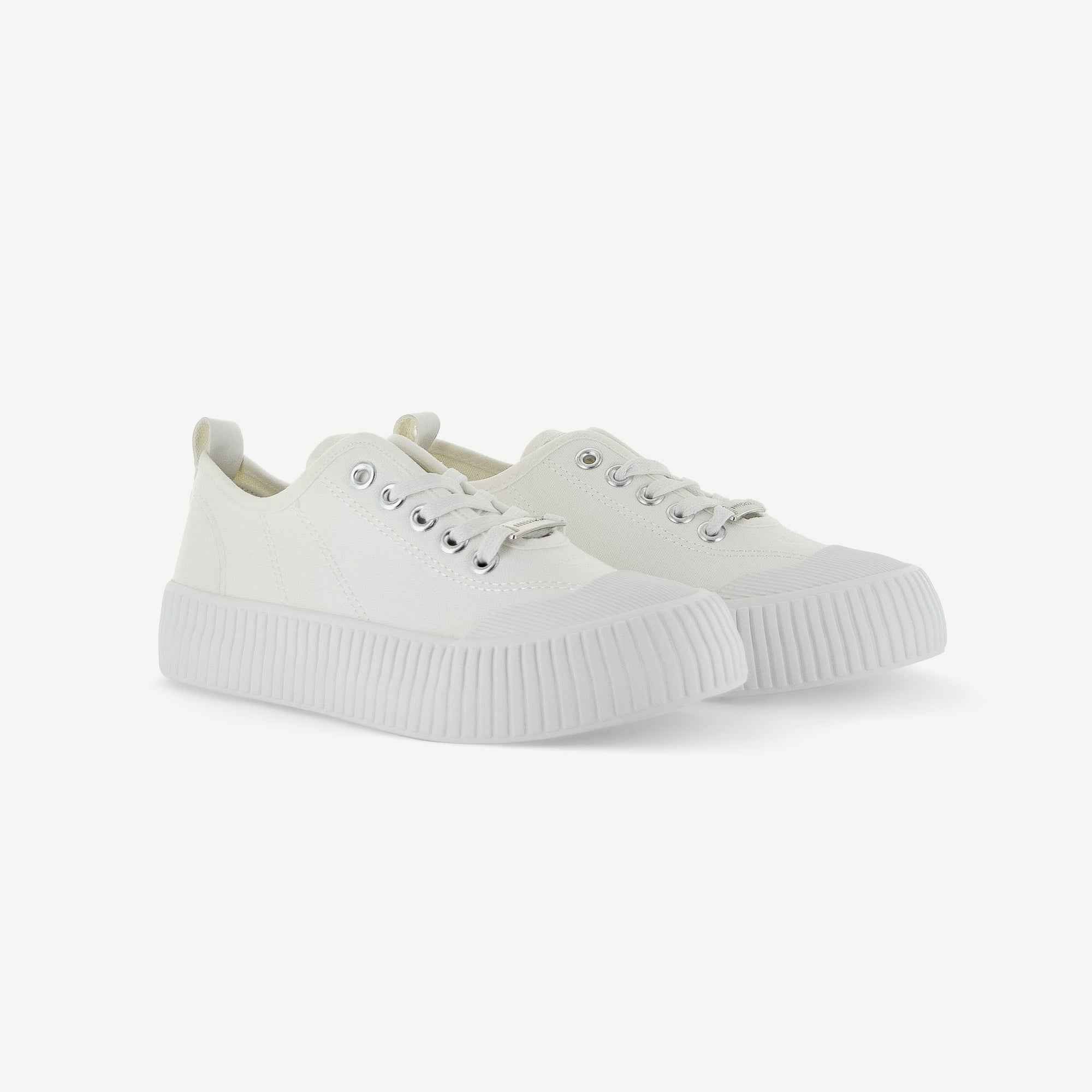 COURT ROYALE: VULCANIZED COURT SHOE - WHITE