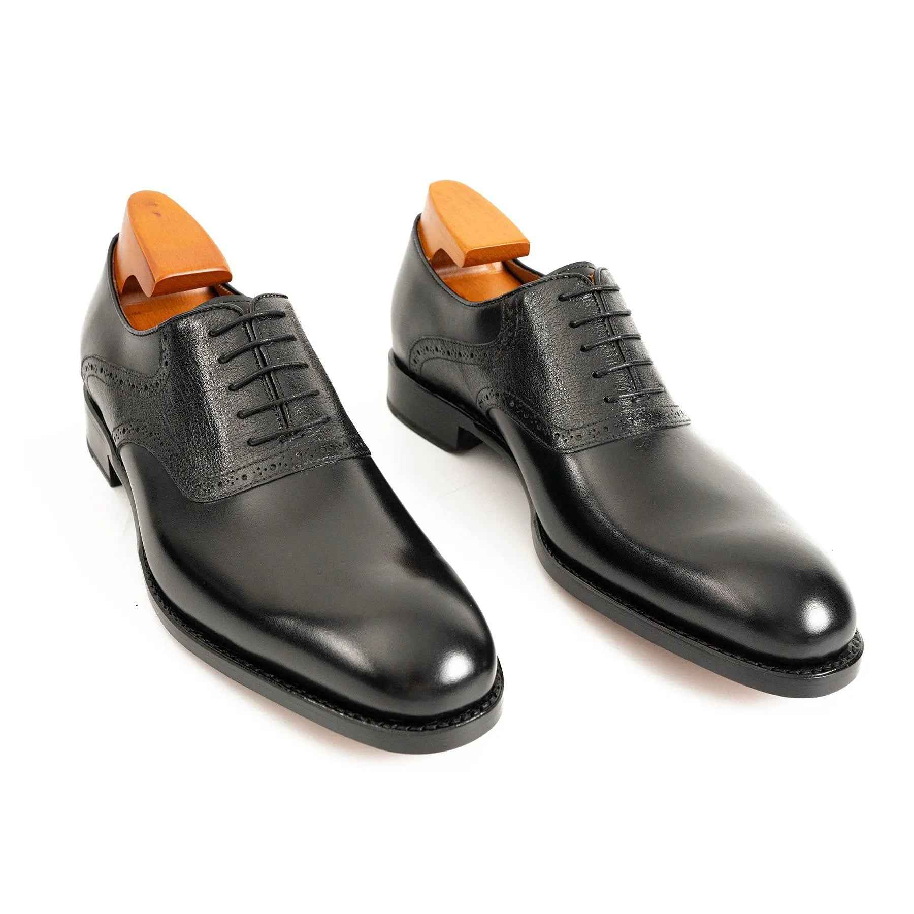 Goodyear Welted Oxford Shoes in Black Leather