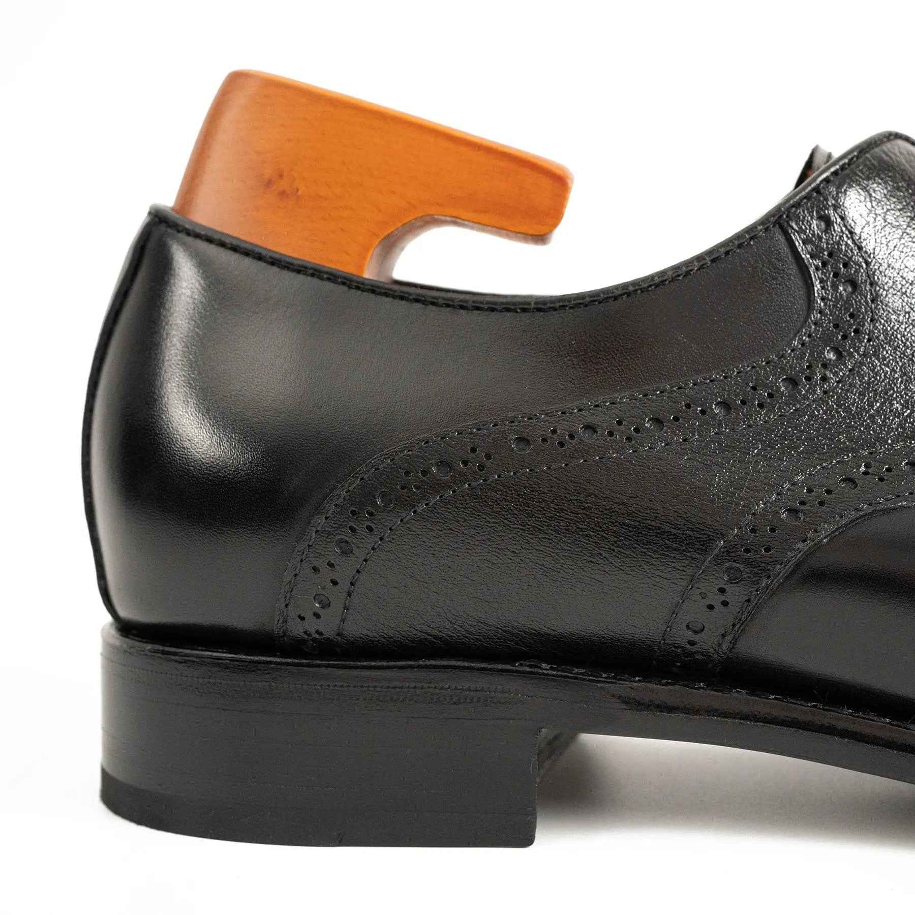 Goodyear Welted Oxford Shoes in Black Leather