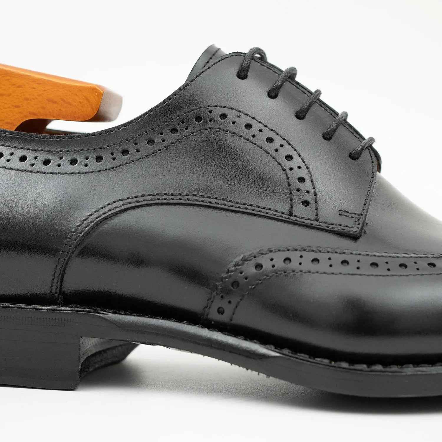 Goodyear welt derby shoes Brogue style Black