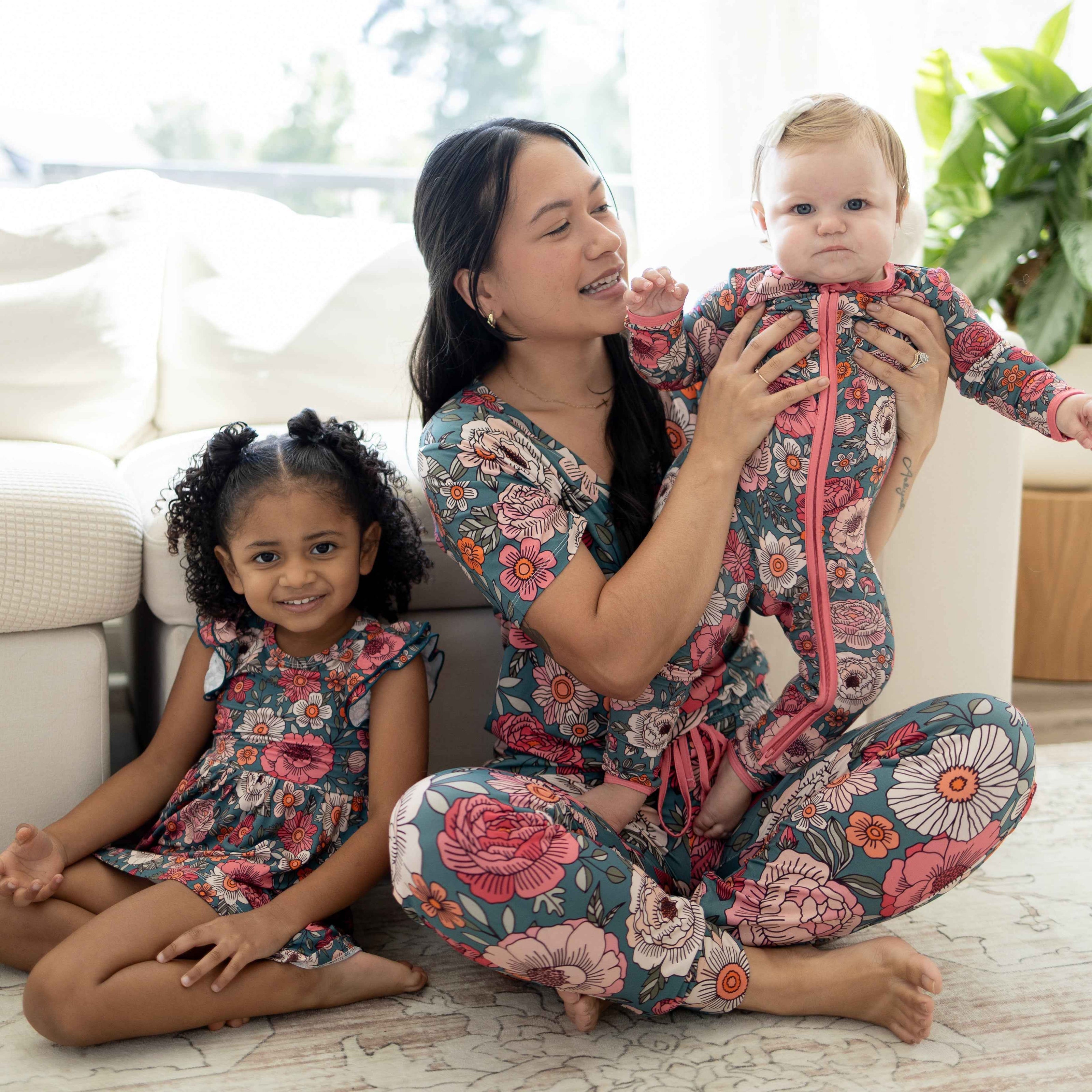 Blooming Grace Women's 2pc Jogger Pajamas