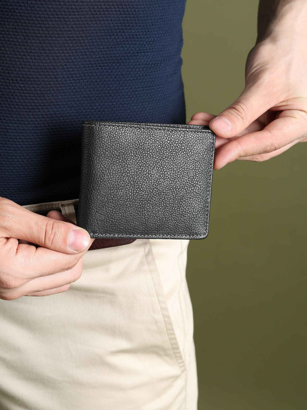 Black Textured Leather Mens Wallet