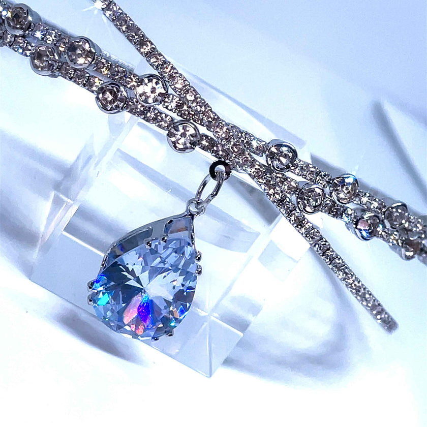 Queen Rikka - the Teardrop Choker