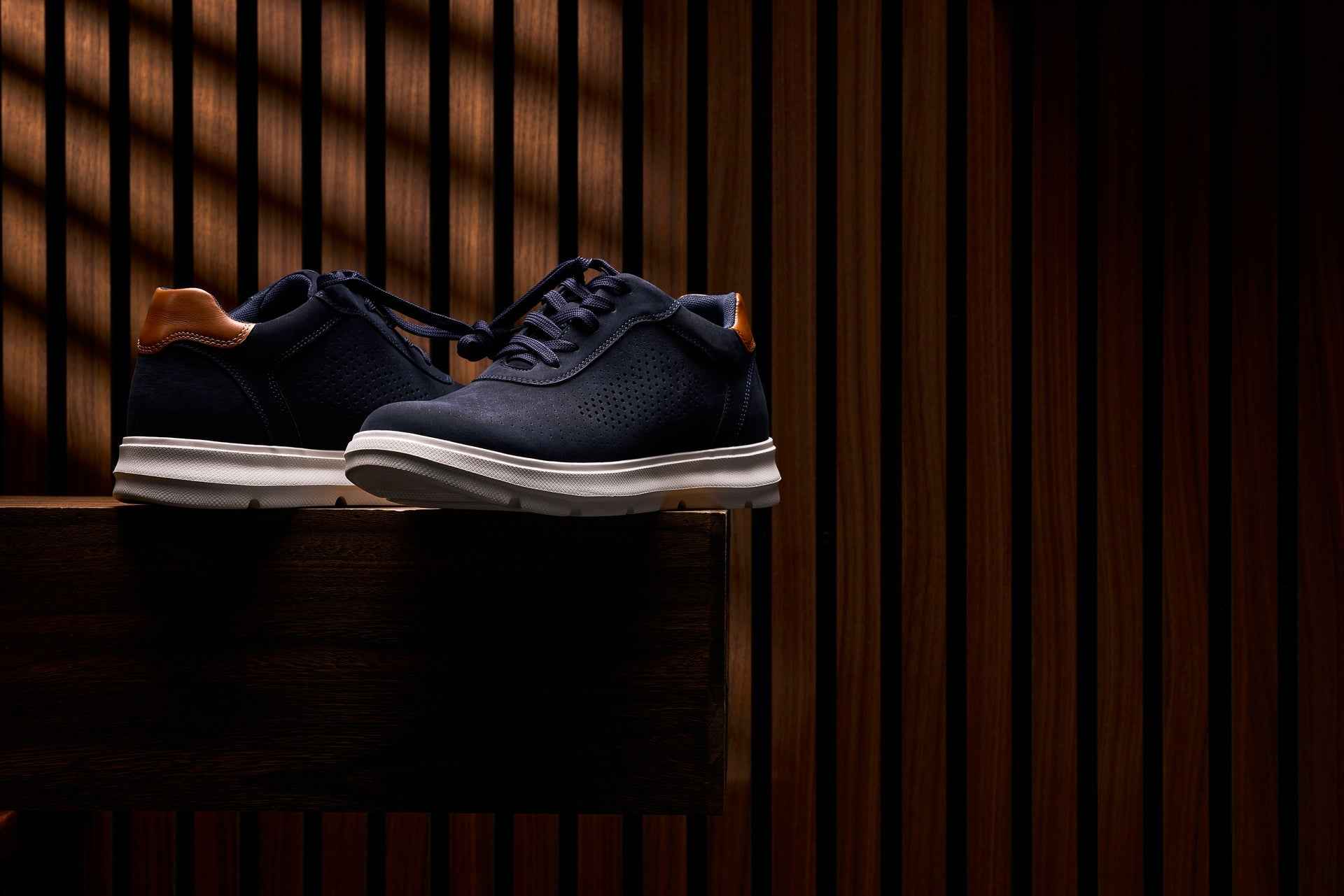 CALTO - J1582  - 2.6 Inches Taller (Navy) - Lightweight Casual Walkers