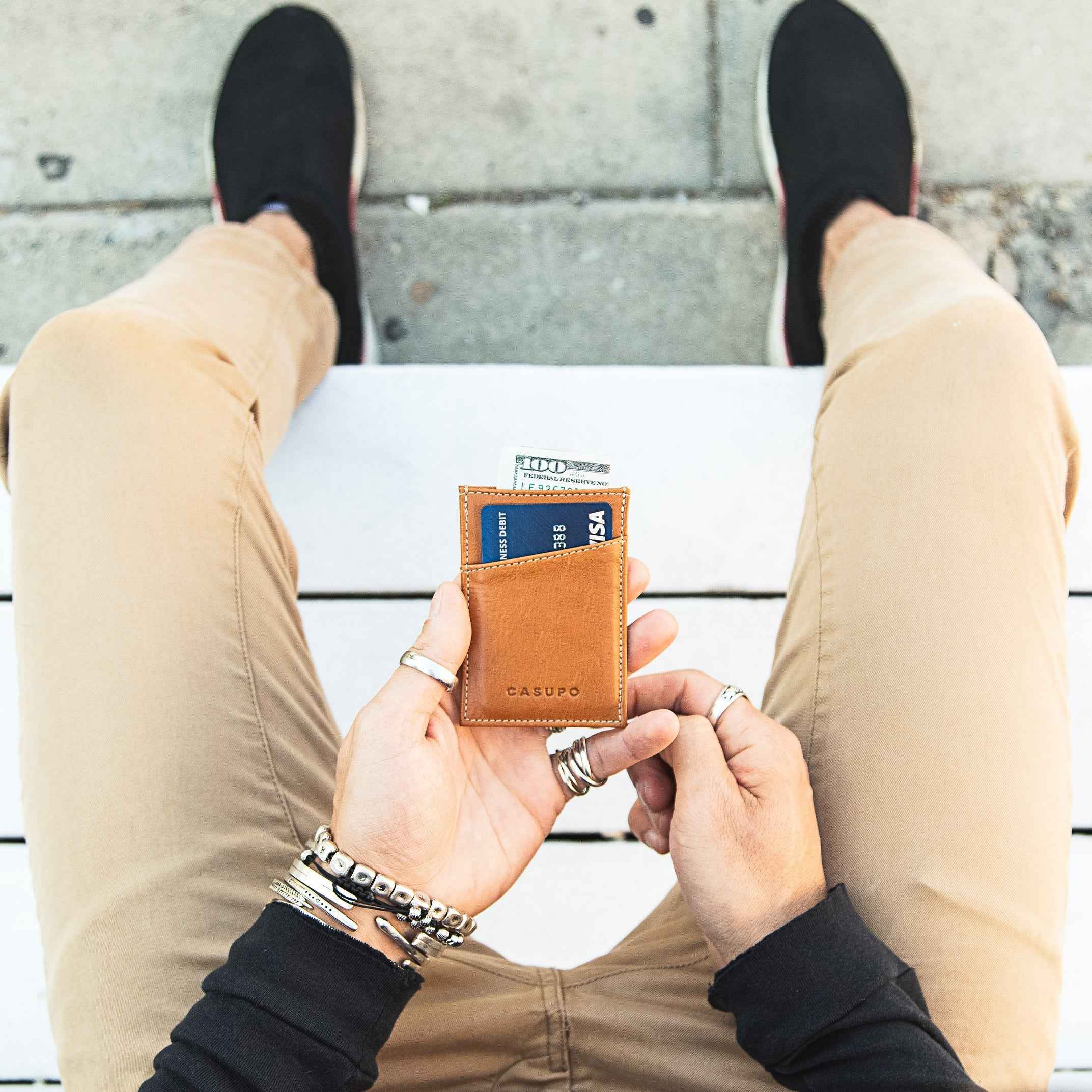 Minimalist Wallet with RFID protection - Natural