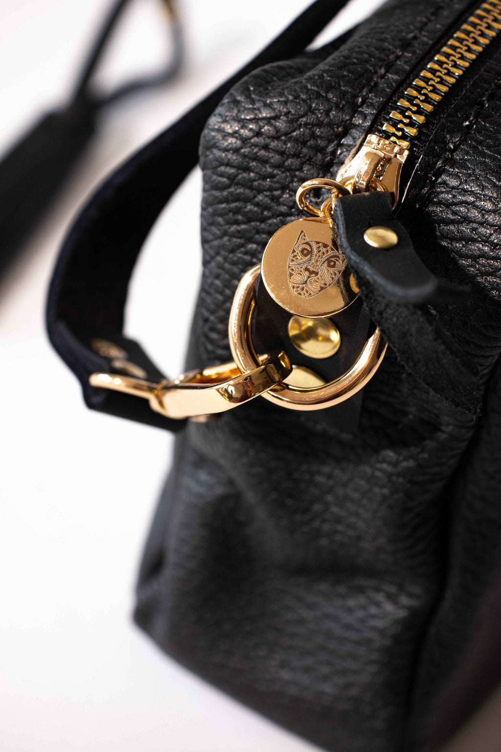 Jaguar Lucia Crossbody Black