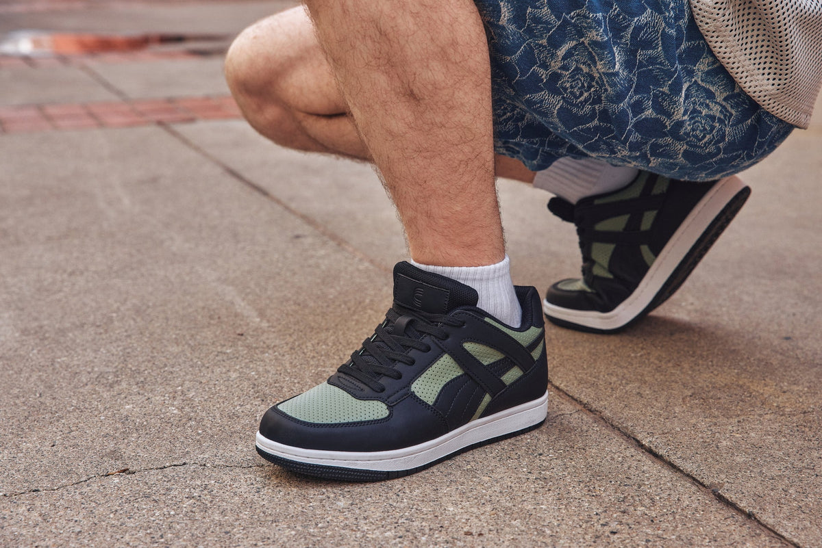 CALTO - S2533 - 2.2 Inches Taller (Black/Green) - Contemporary Casual Sneaker
