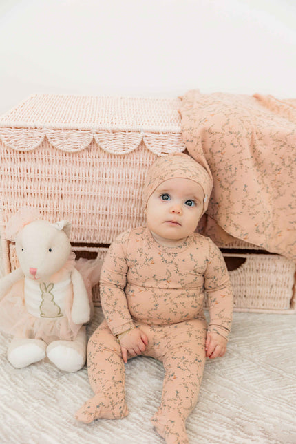 Leaves and Bird Print Swaddle