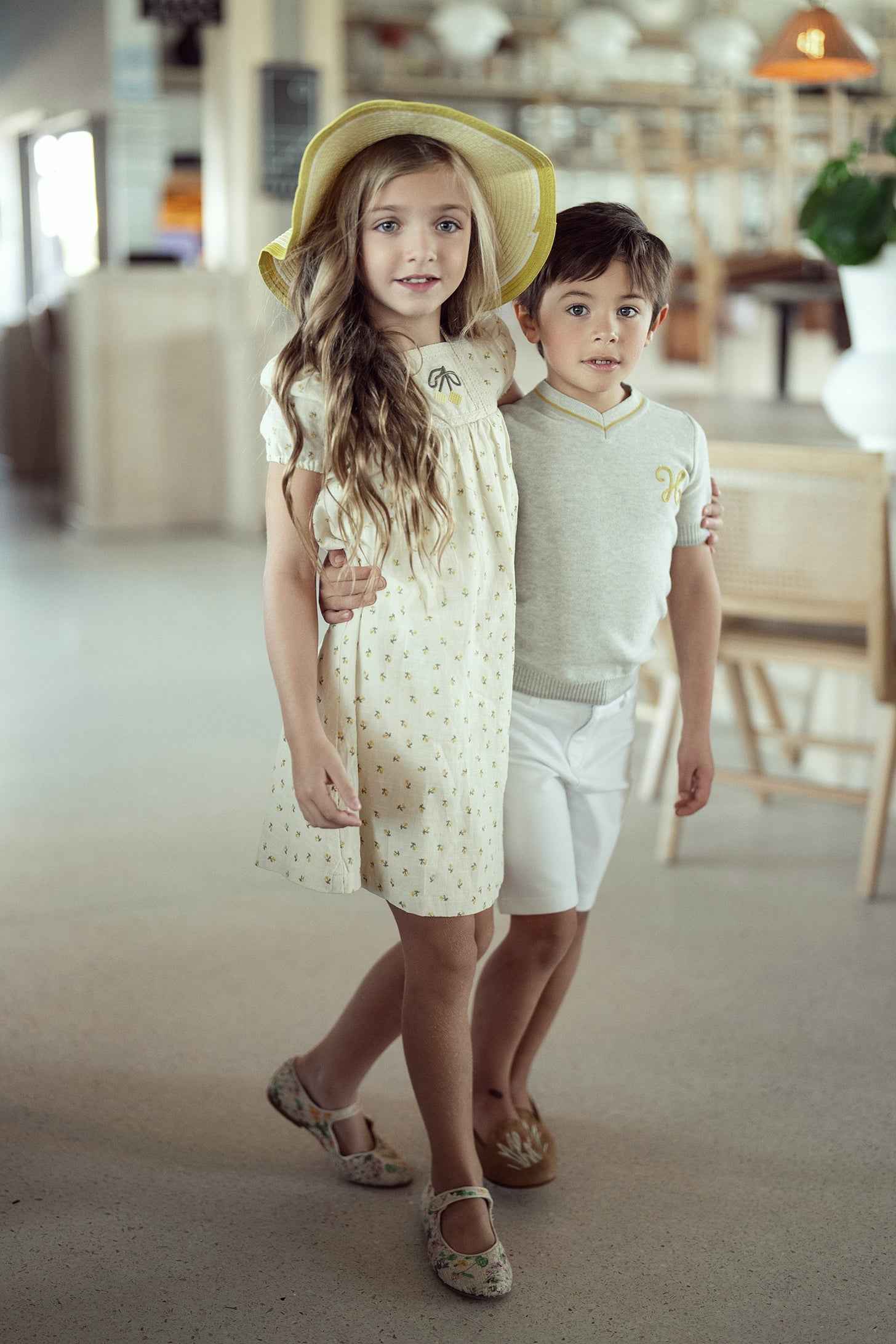 Contrast Trim Knit Top