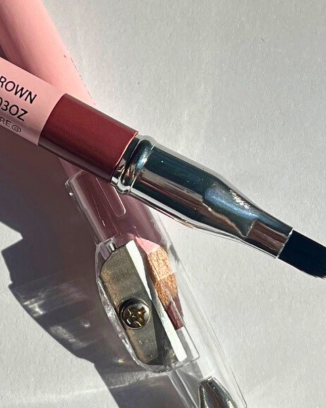 Neutral Brown Lip Liner