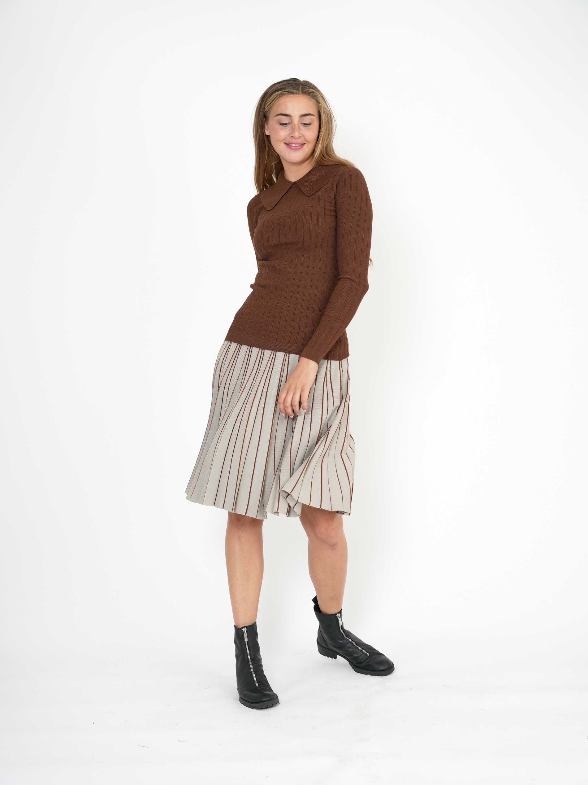Jersey Kint Pleated Skirt