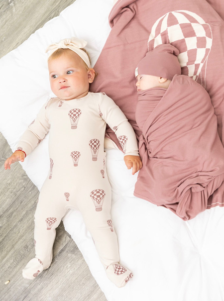 Knit Checkered Hot Air Balloon Blanket