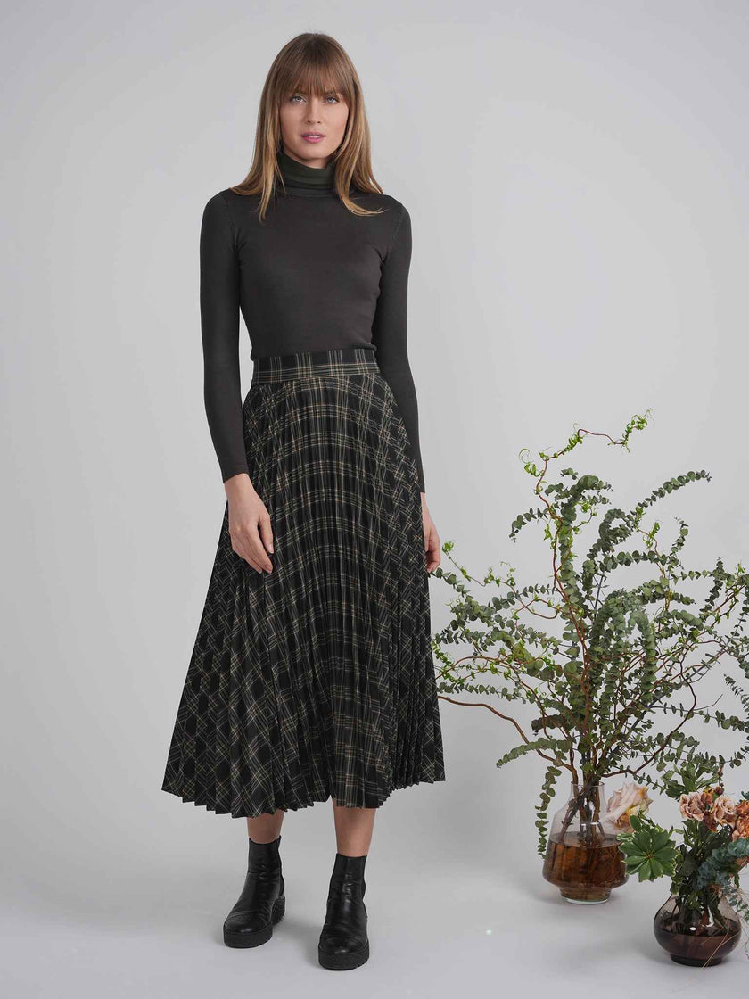 Maternity Thin Knit Turtleneck