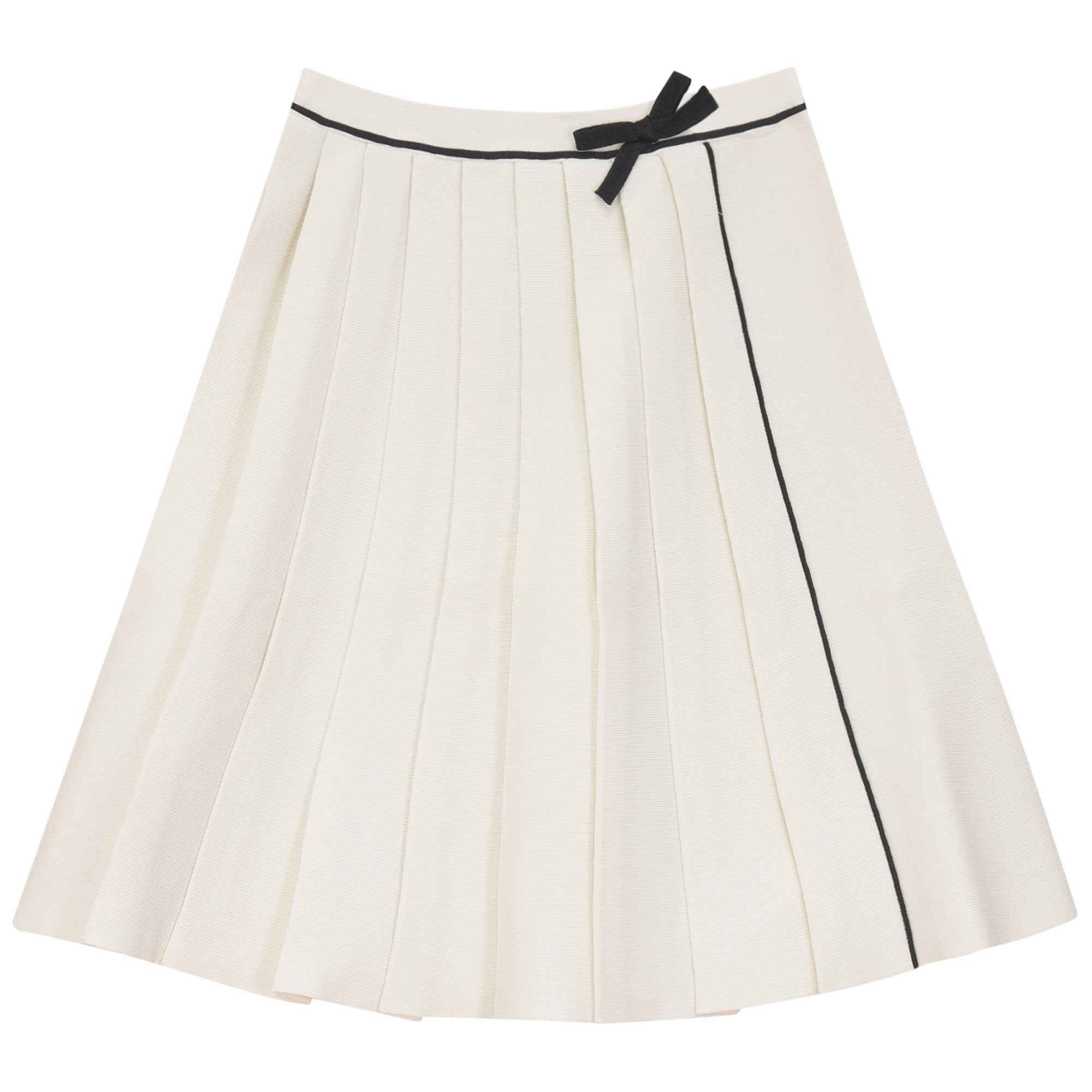 Pleated Knit Skirt
