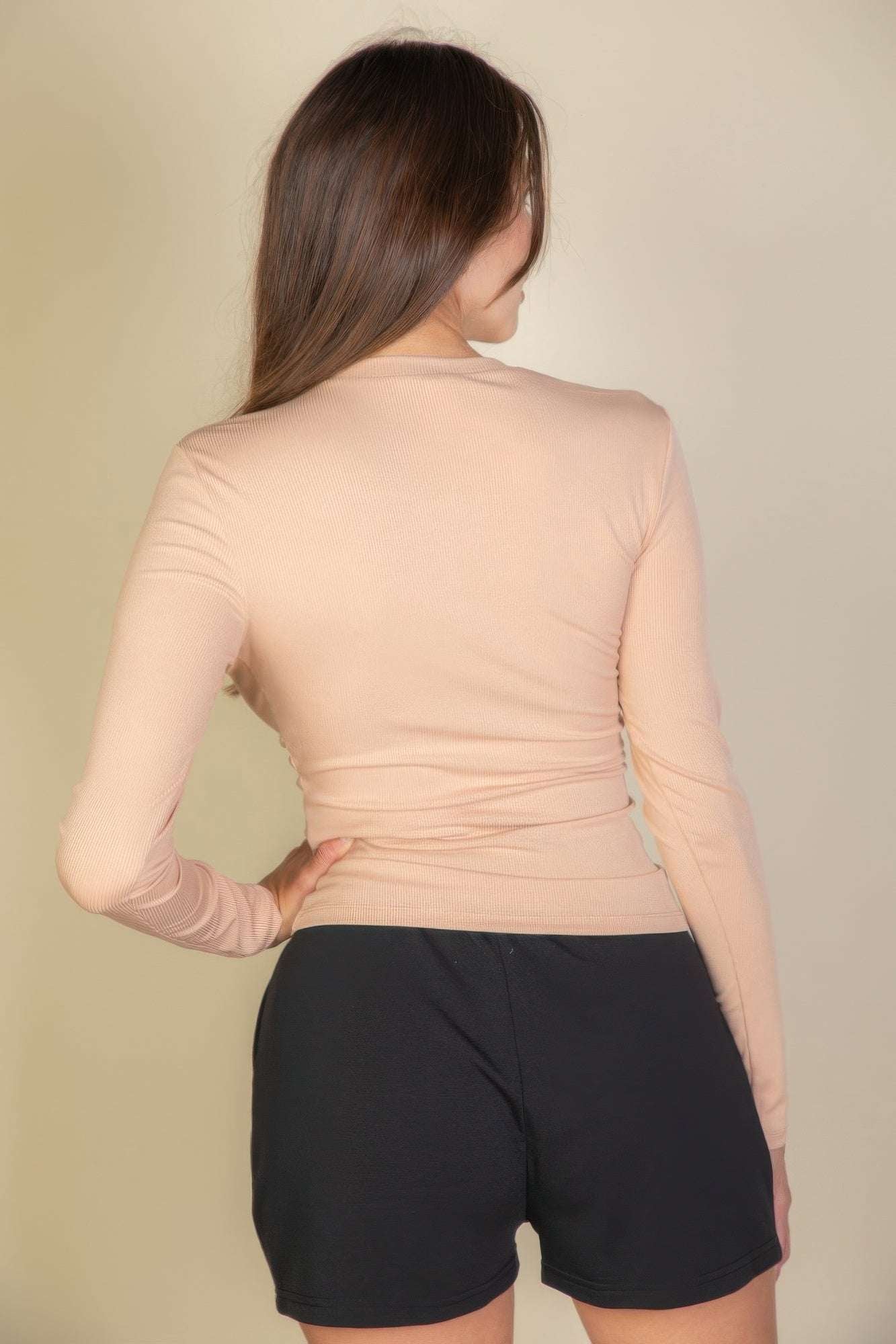 Ribbed Round Neck Long Sleeve Top - Pikemla