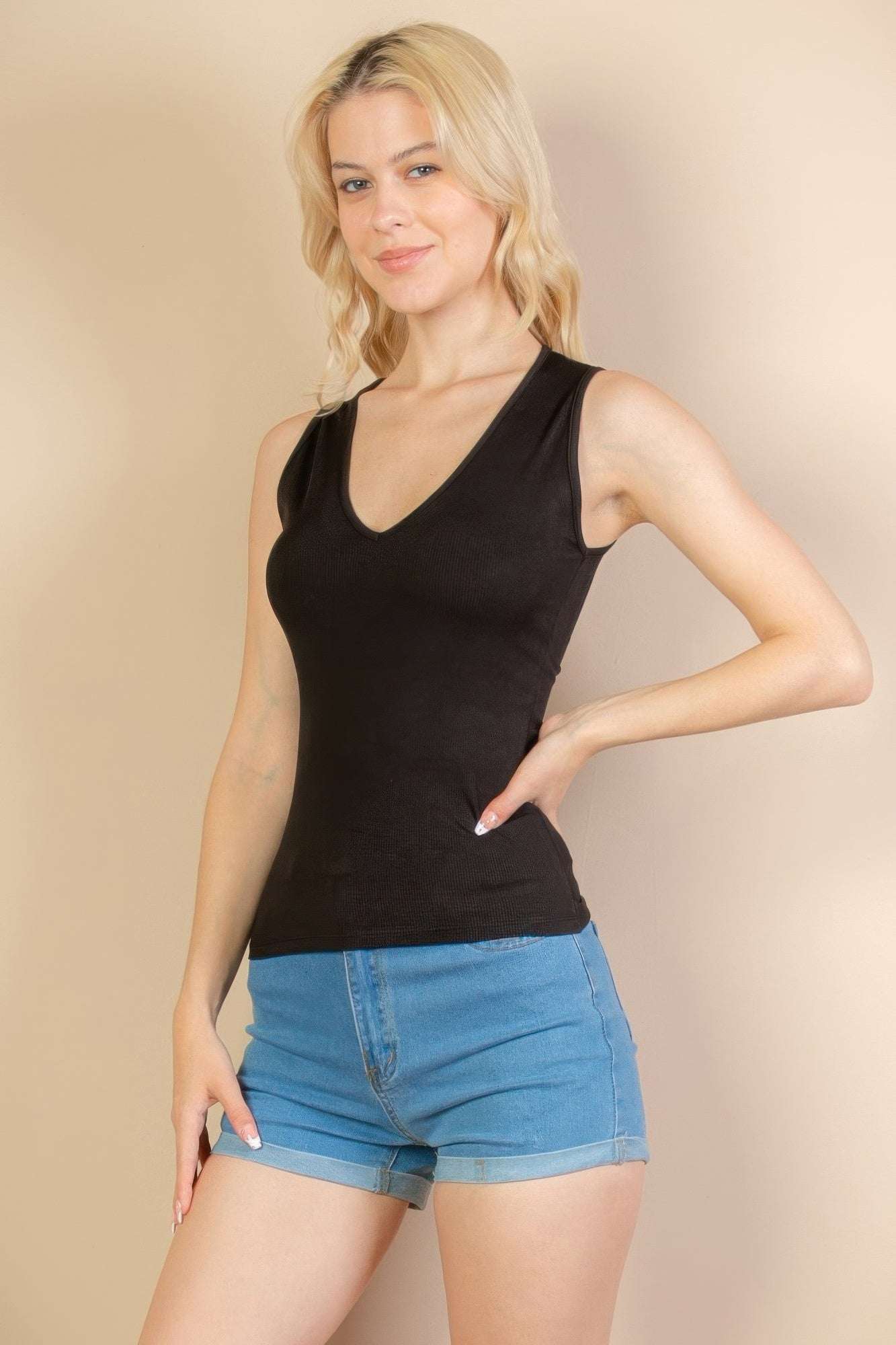 Ribbed V-neck Sleeveless Top - Pikemla