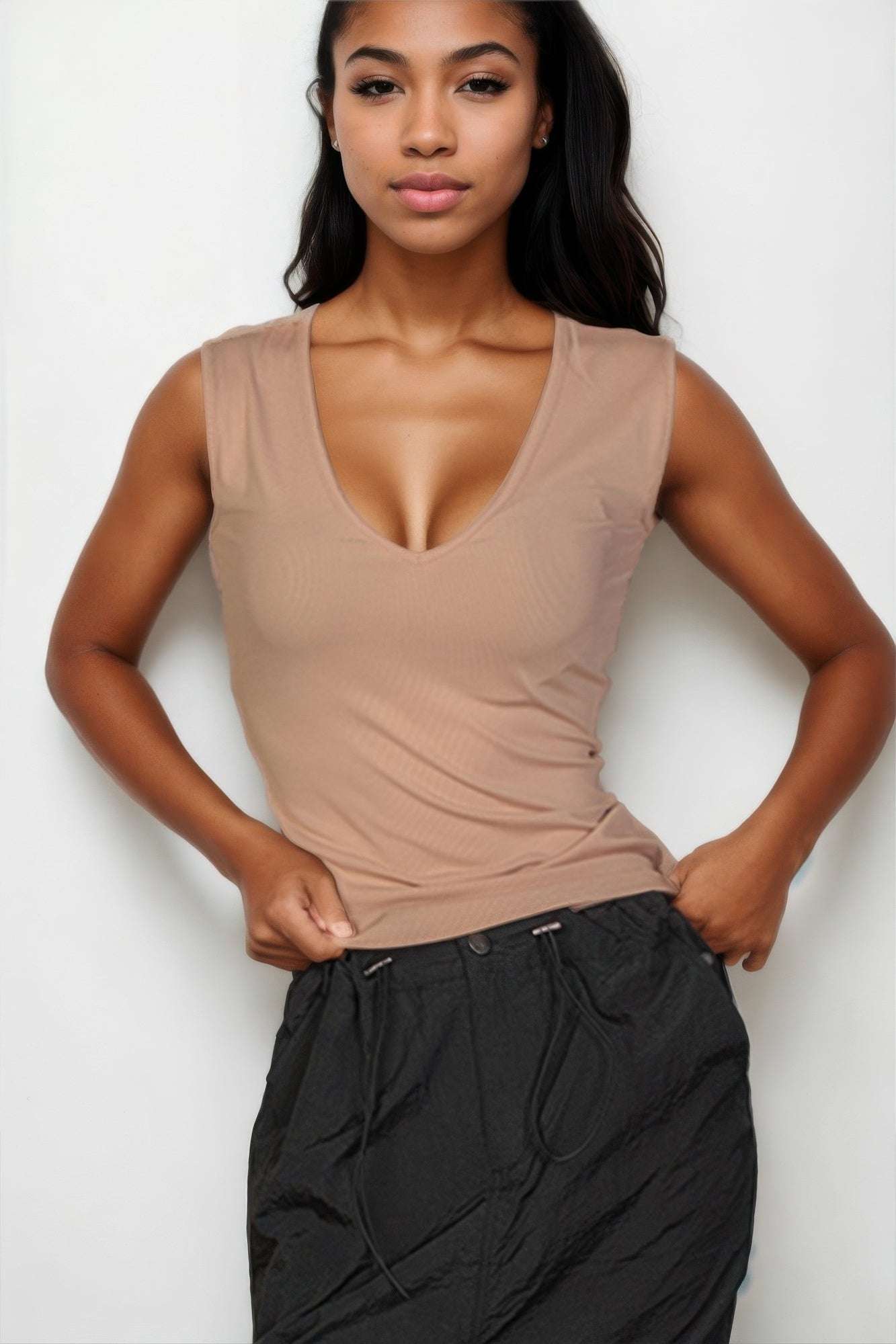 Ribbed V-neck Sleeveless Top - Pikemla