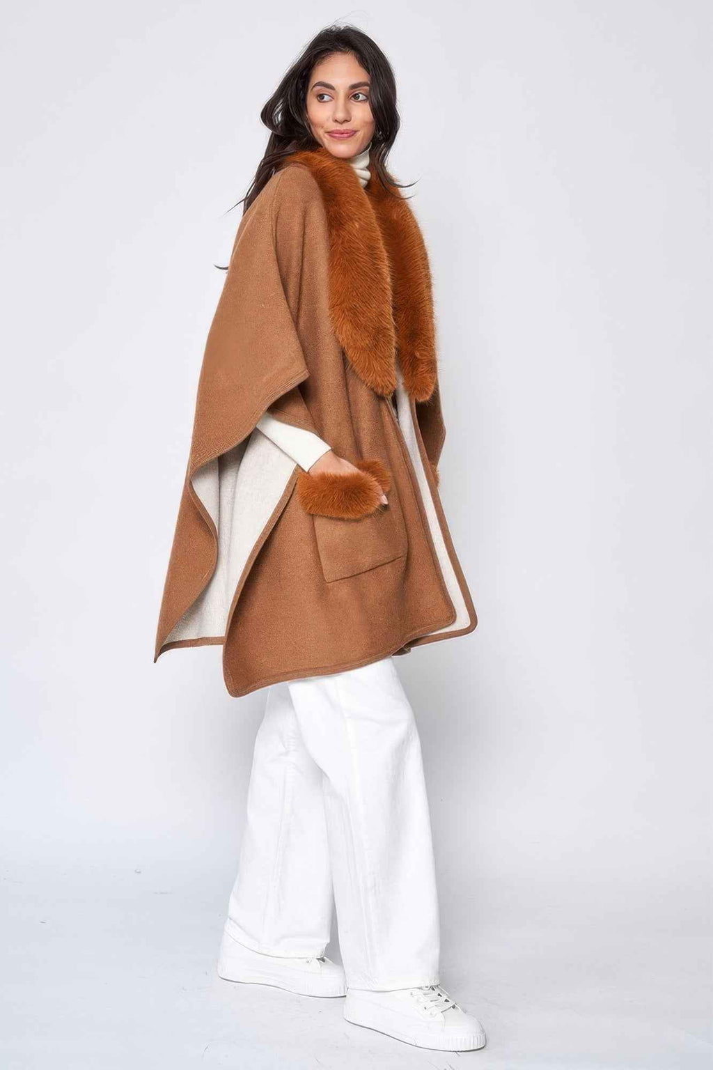 Faux Fur Collar Kimono - Pikemla