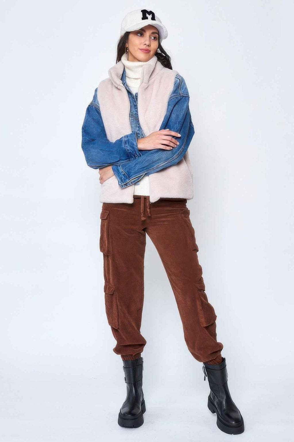 Solid Faux Fur Vest - Pikemla