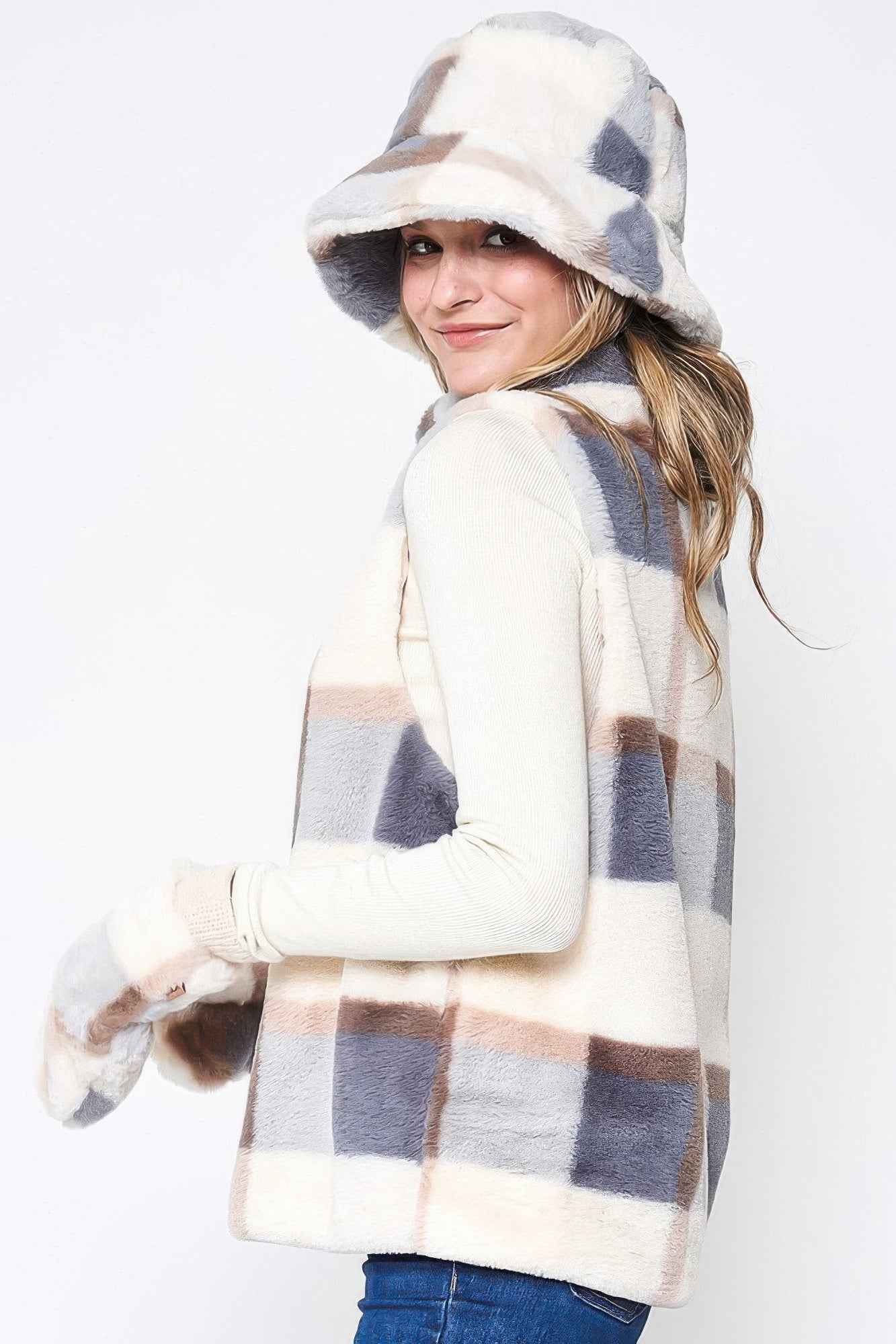 Plaid Faux Fur Vest - Pikemla