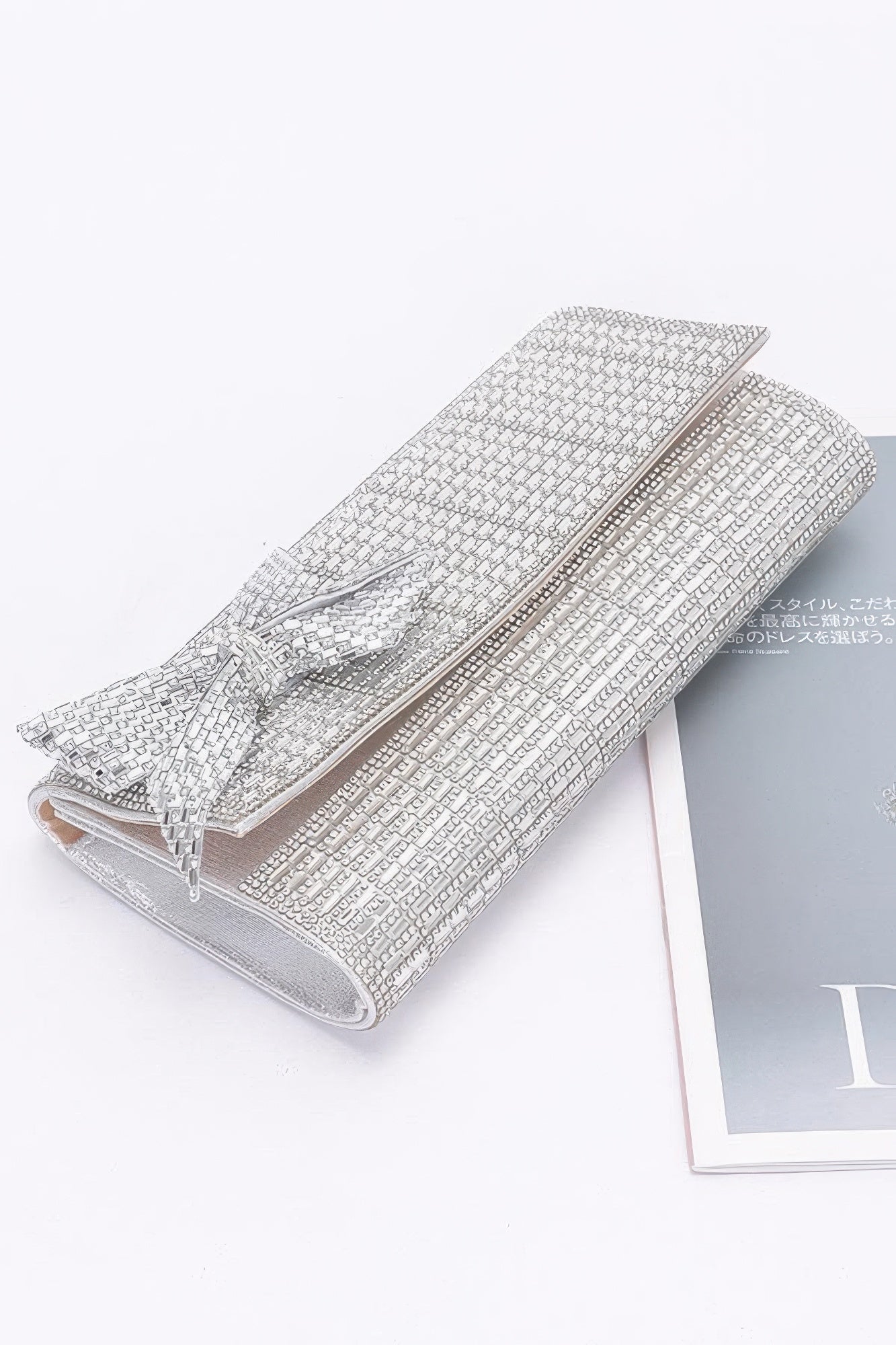 Rhinestone Party Clutch W/ Rhinestone Bow - Pikemla