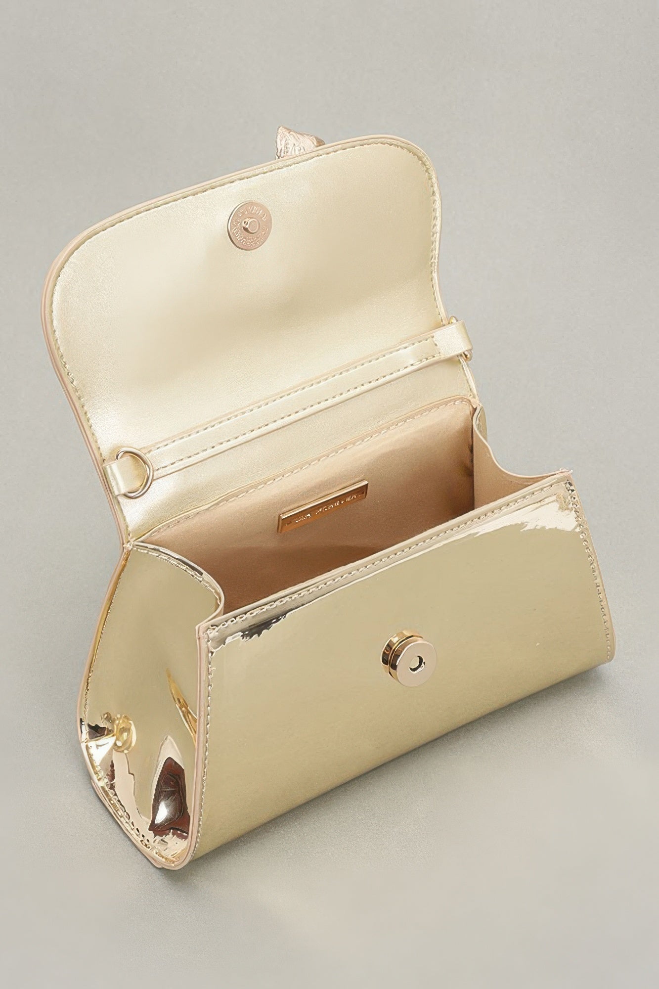 Faux Mirror Leather Ribbon Metal Top Handle Bag - Pikemla