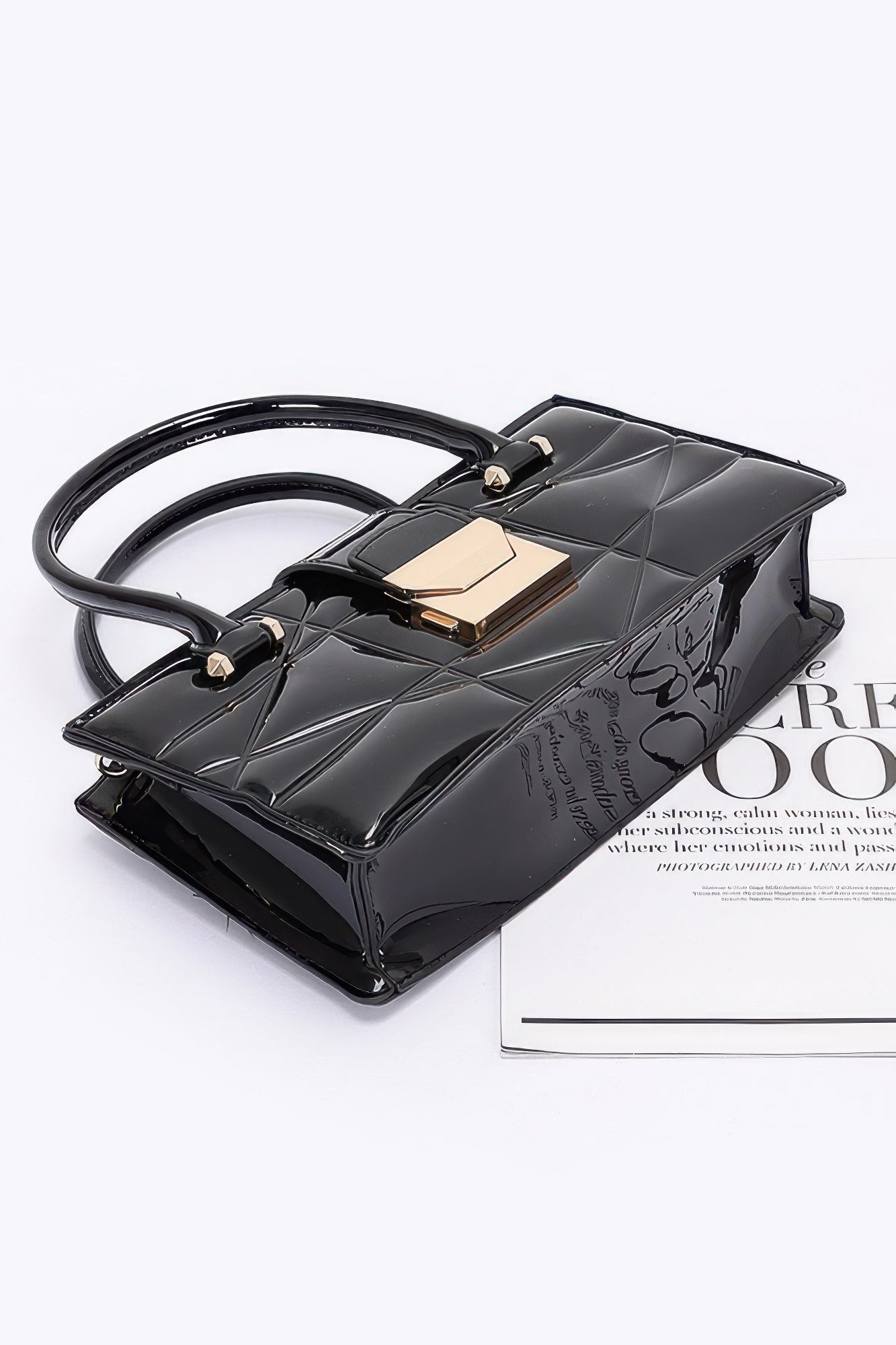 Embossed Enamel Handle Clutch - Pikemla