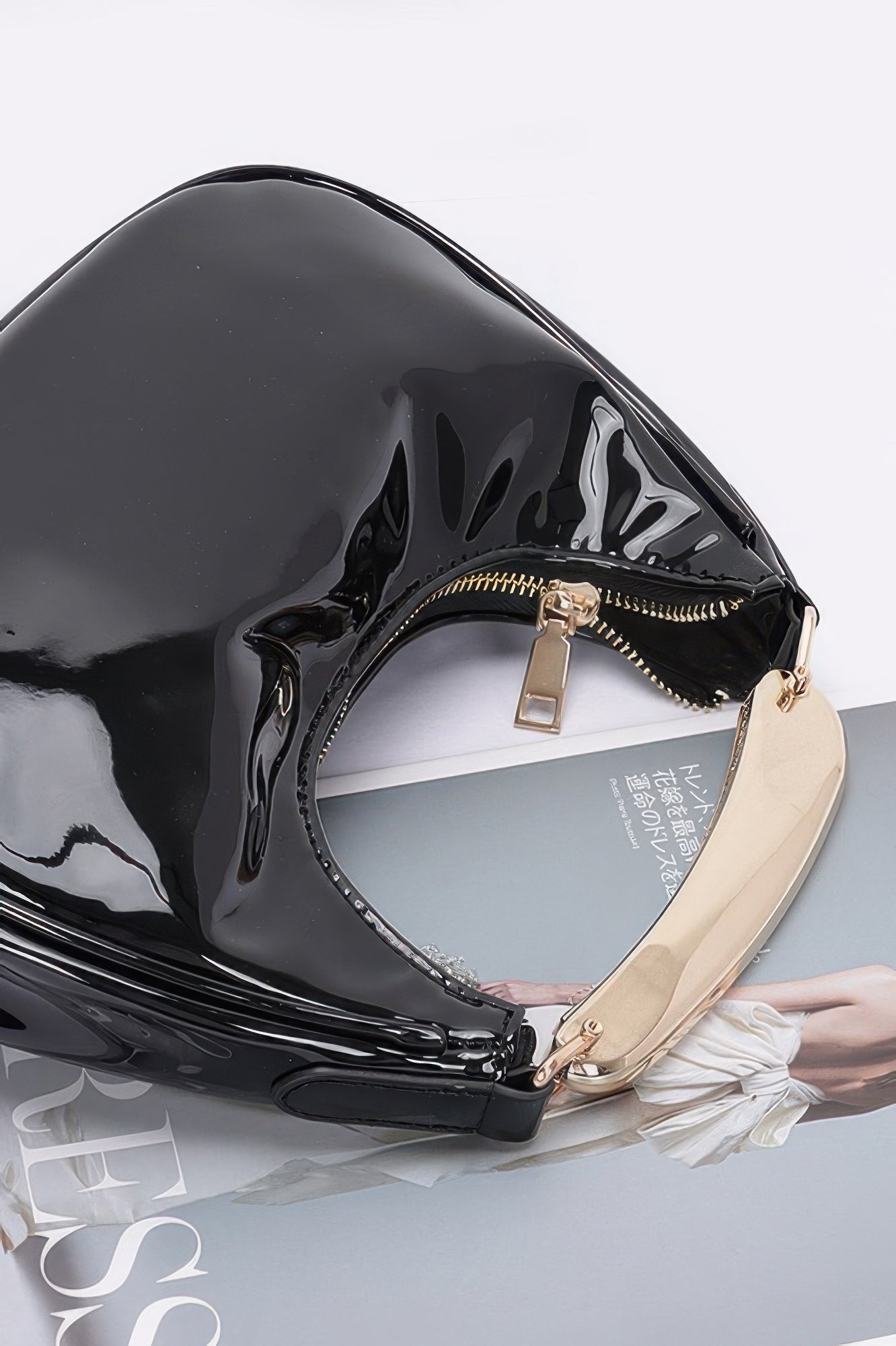 Enamel Metal Handle Bag - Pikemla