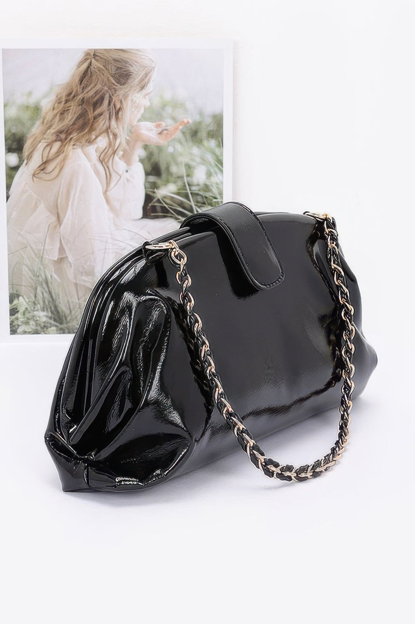 Enamel Frame Shoulder Bag - Pikemla