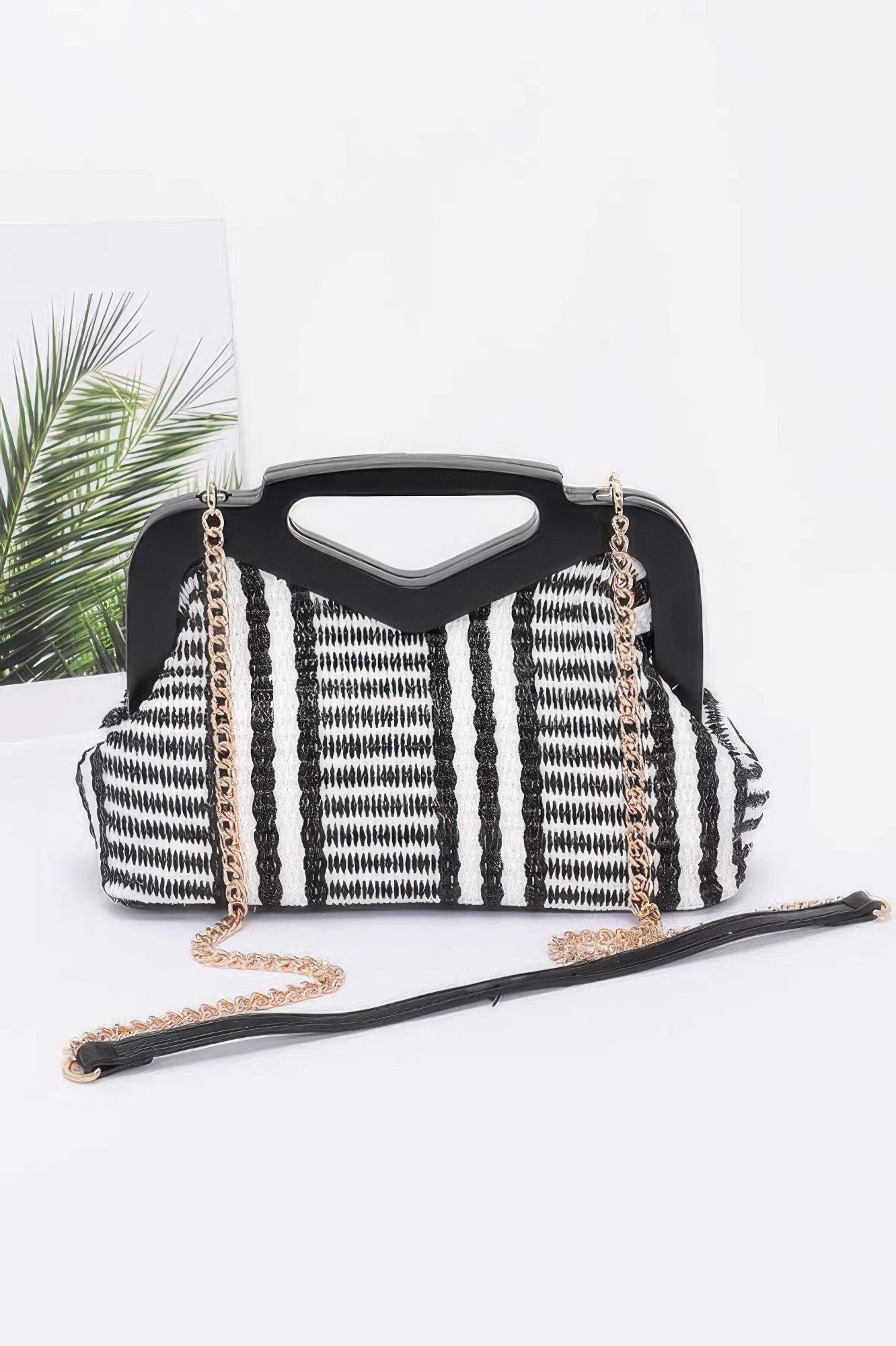 Faux Straw Wood Frame Clutch - Pikemla