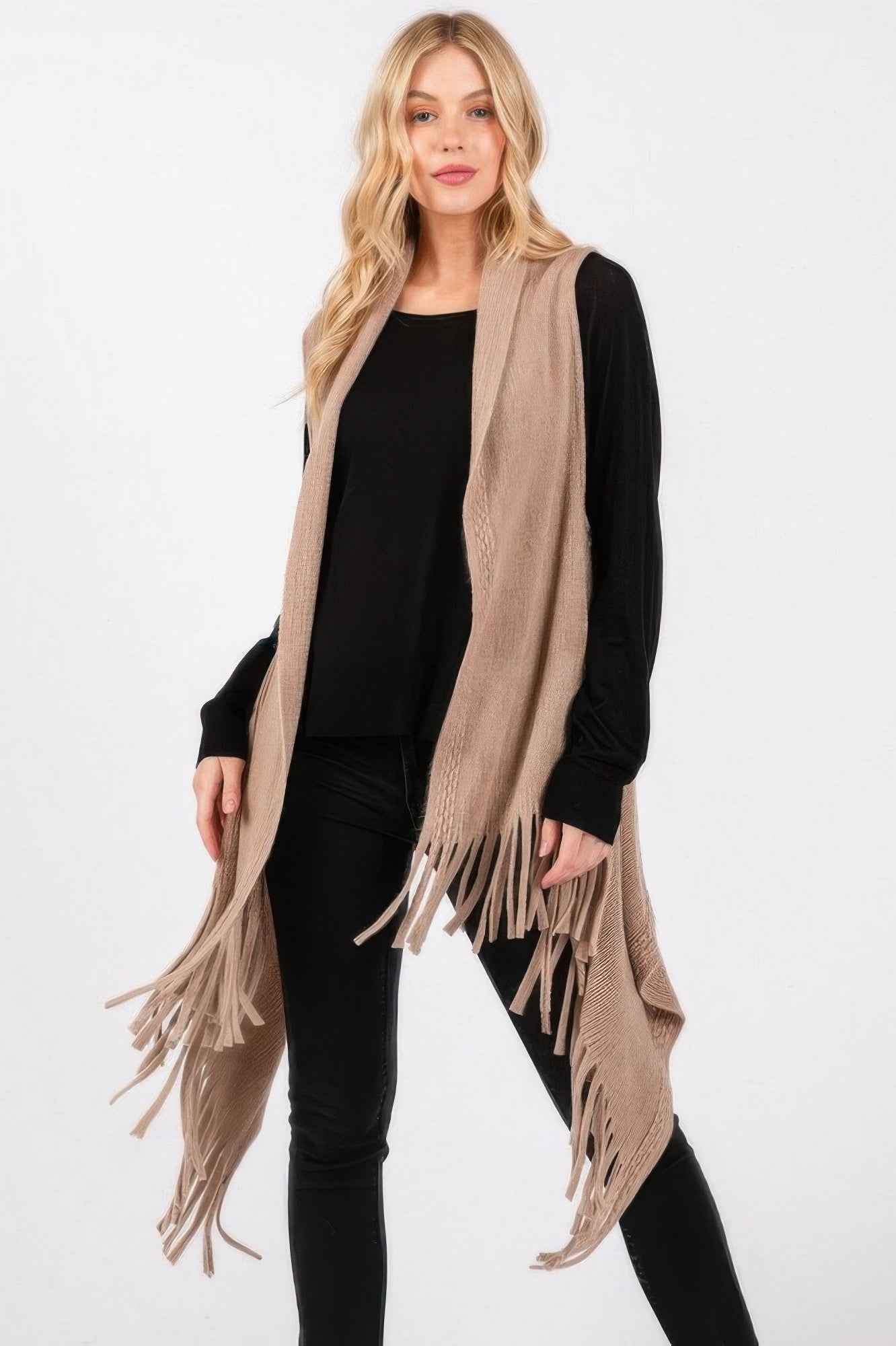 Embossed Dotted Line Tassel Knit Vest - Pikemla