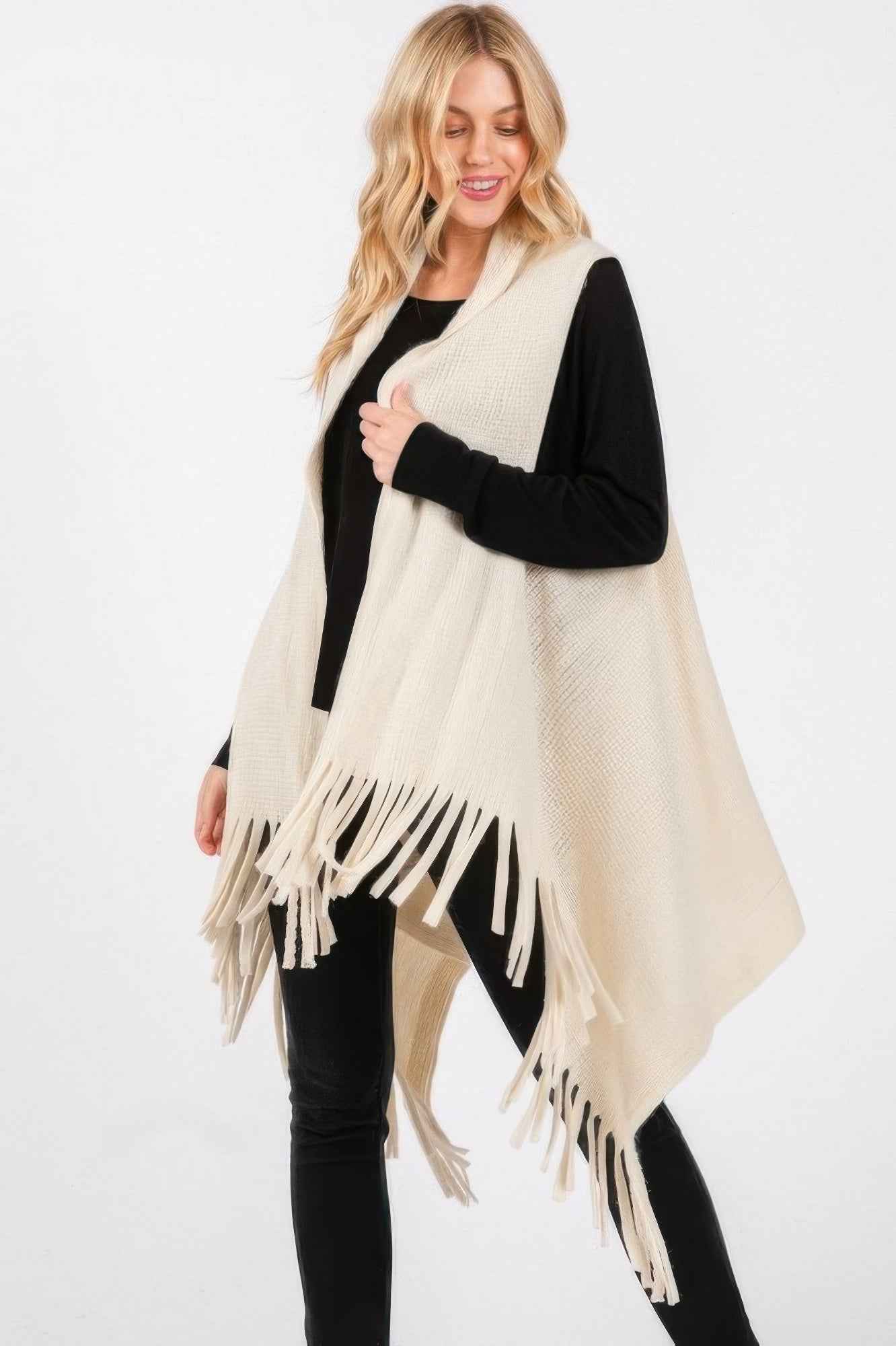 Embossed Dotted Line Tassel Knit Vest - Pikemla