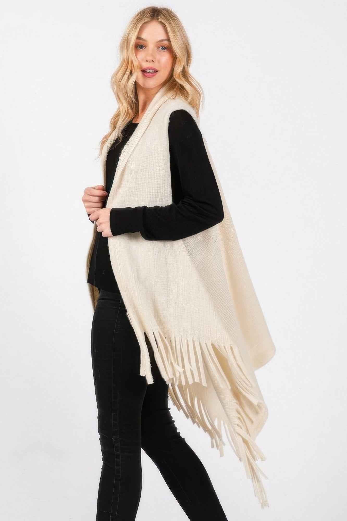 Embossed Dotted Line Tassel Knit Vest - Pikemla